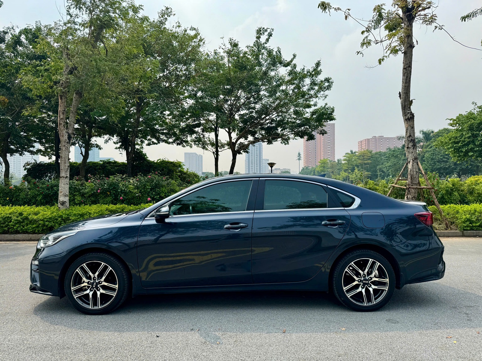 Kia Cerato 2.0AT Premium 2019 màu xanh
