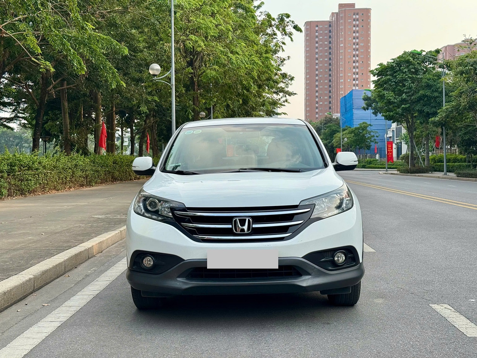Honda CRV 2.0AT 2014 màu trắng