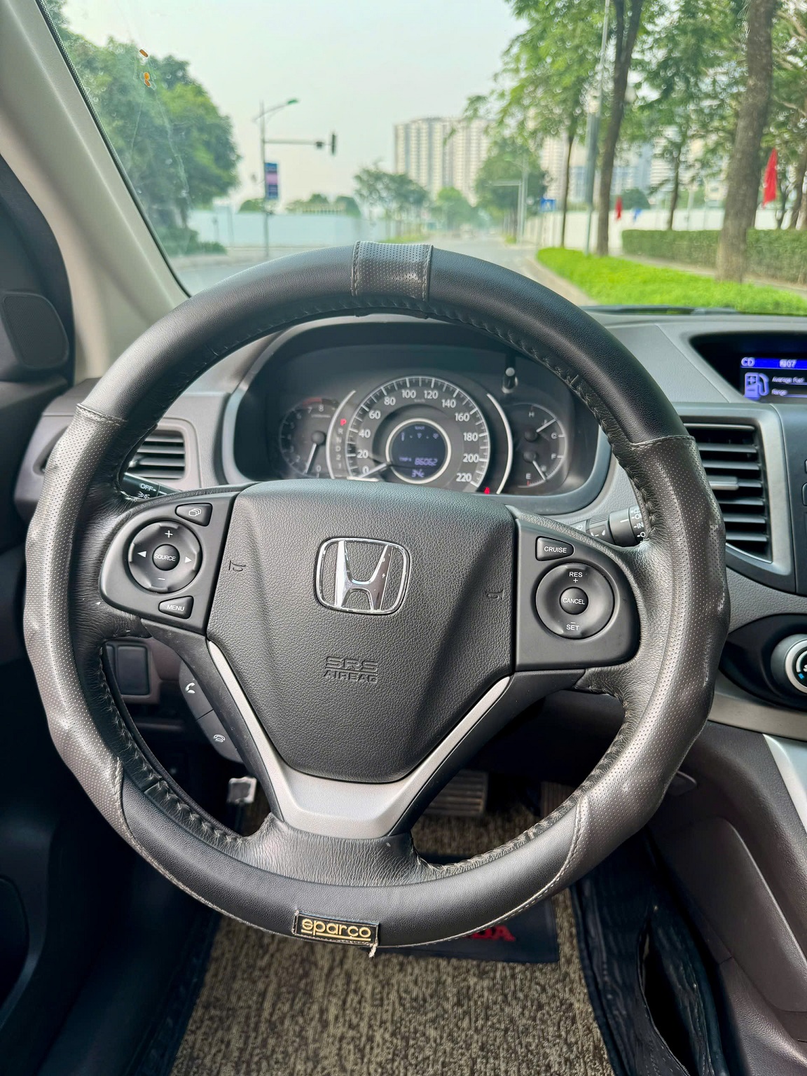 Honda CRV 2.0AT 2014 màu trắng