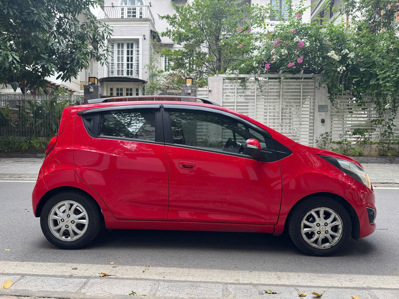 Chervolet Spark 1.0AT LTZ 2015 màu đỏ