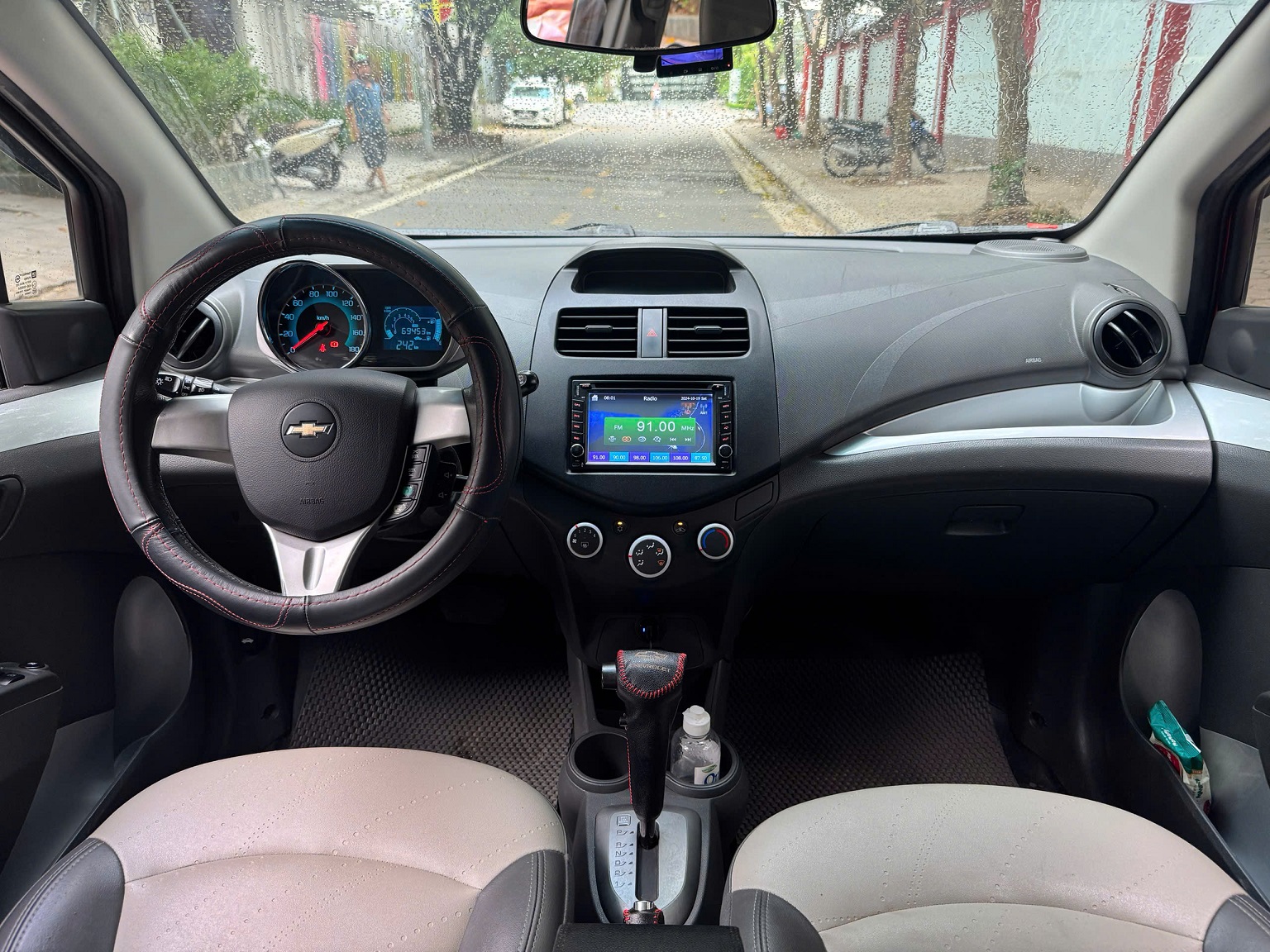 Chervolet Spark 1.0AT LTZ 2015 màu đỏ