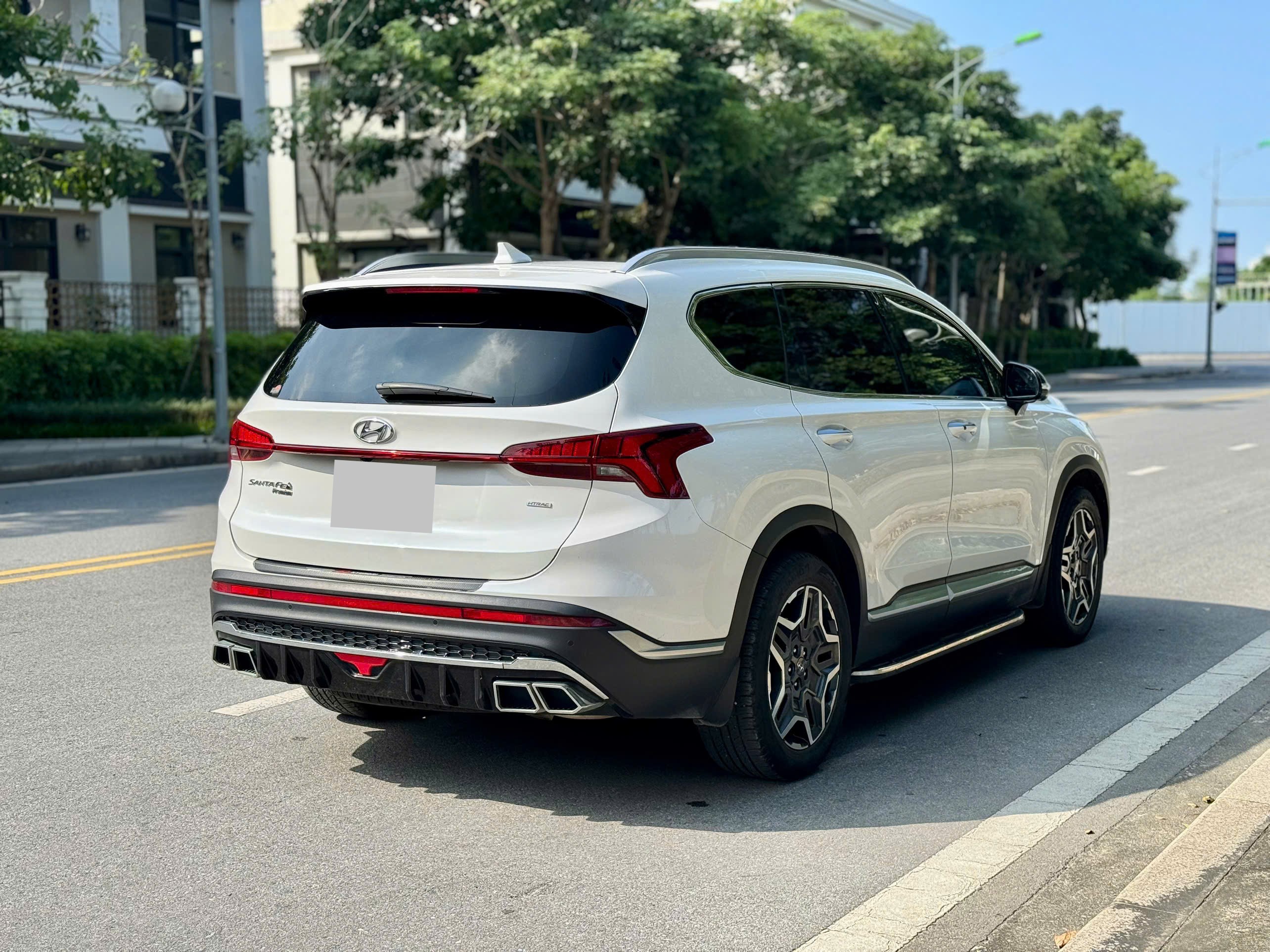 Hyundai Santafe 2.5 Premium xăng cao cấp 2022 màu trắng