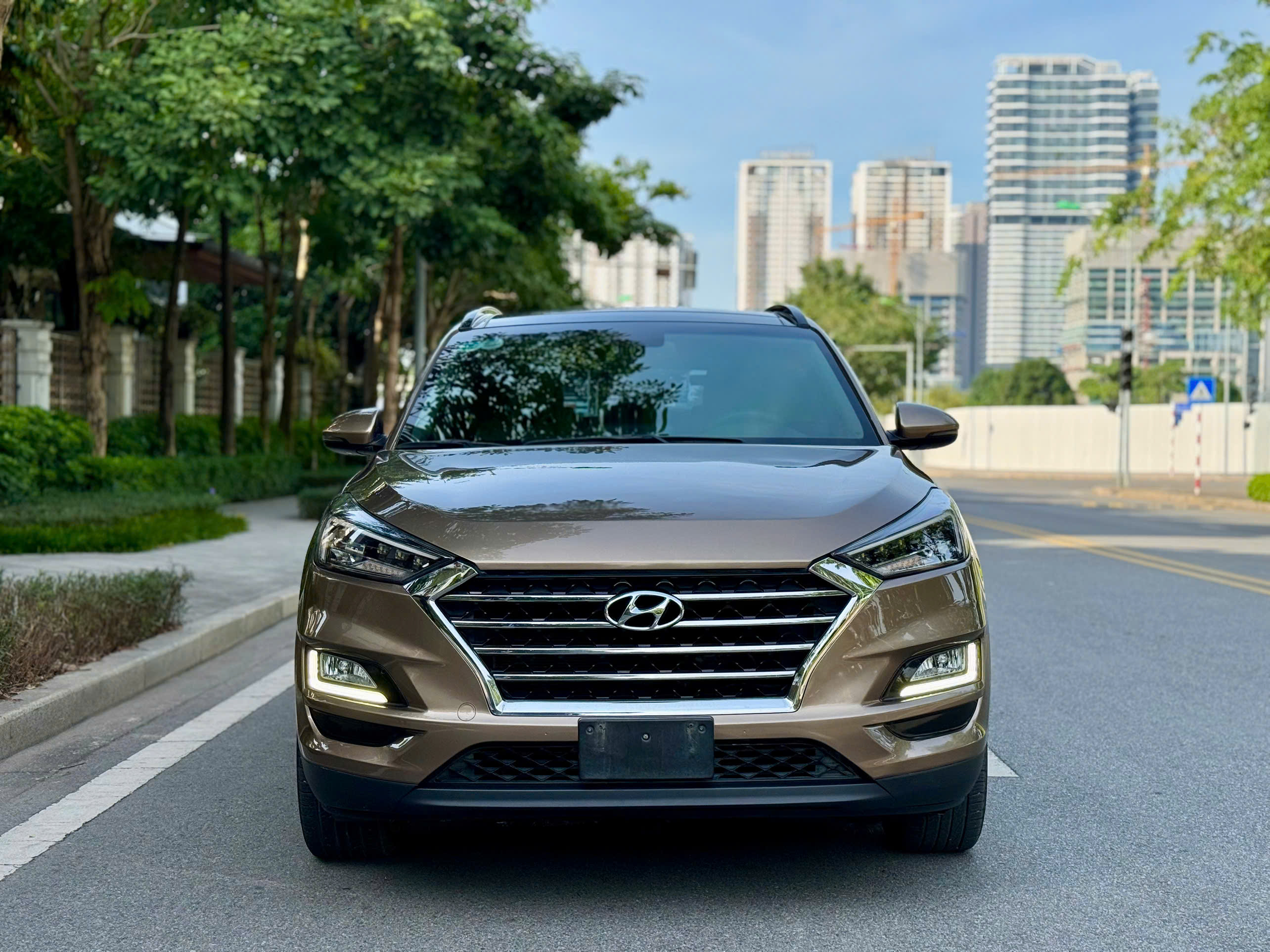 Hyundai Tucson 2.0ATH 2020 màu vàng