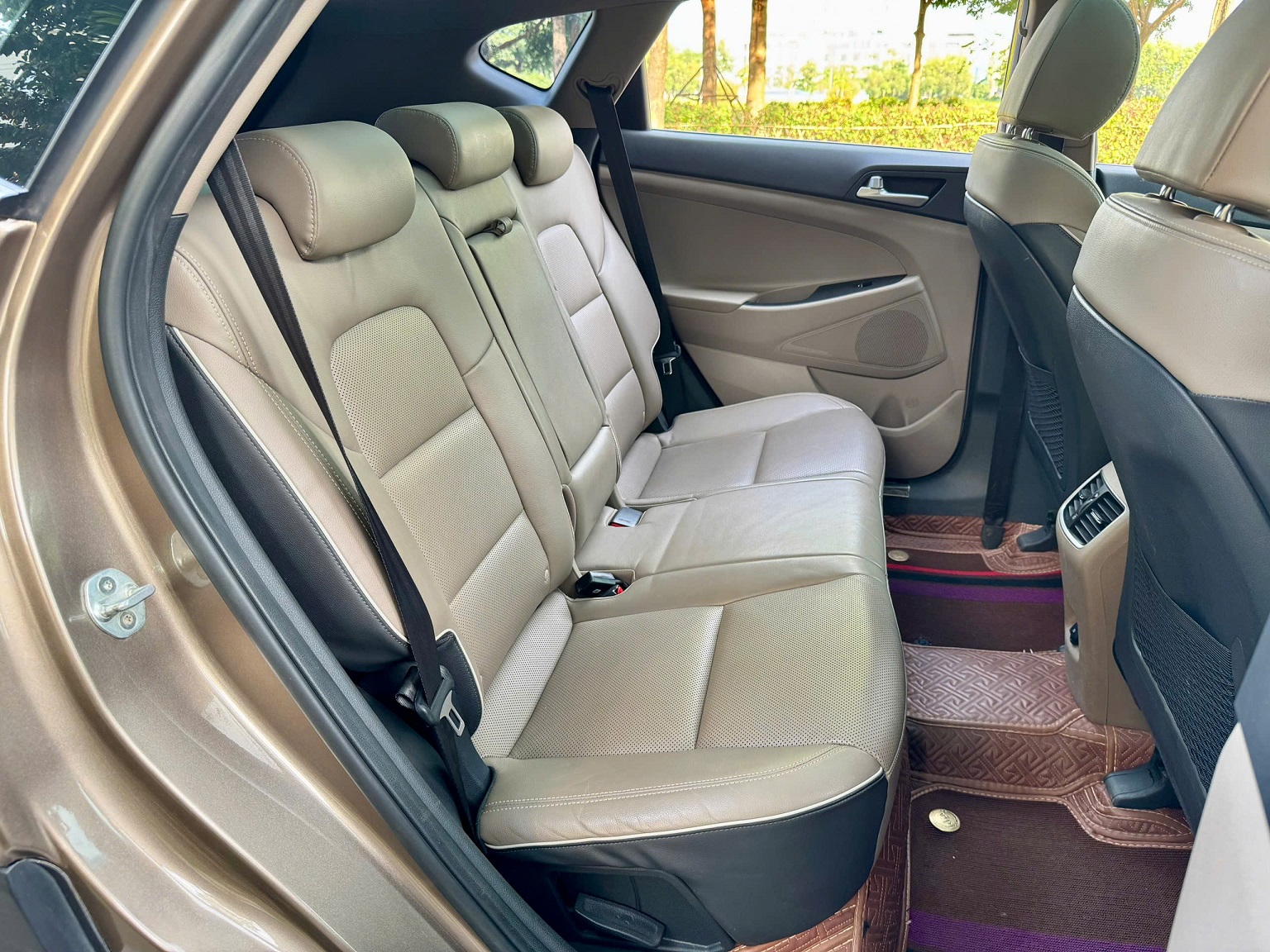 Hyundai Tucson 2.0ATH 2020 màu vàng