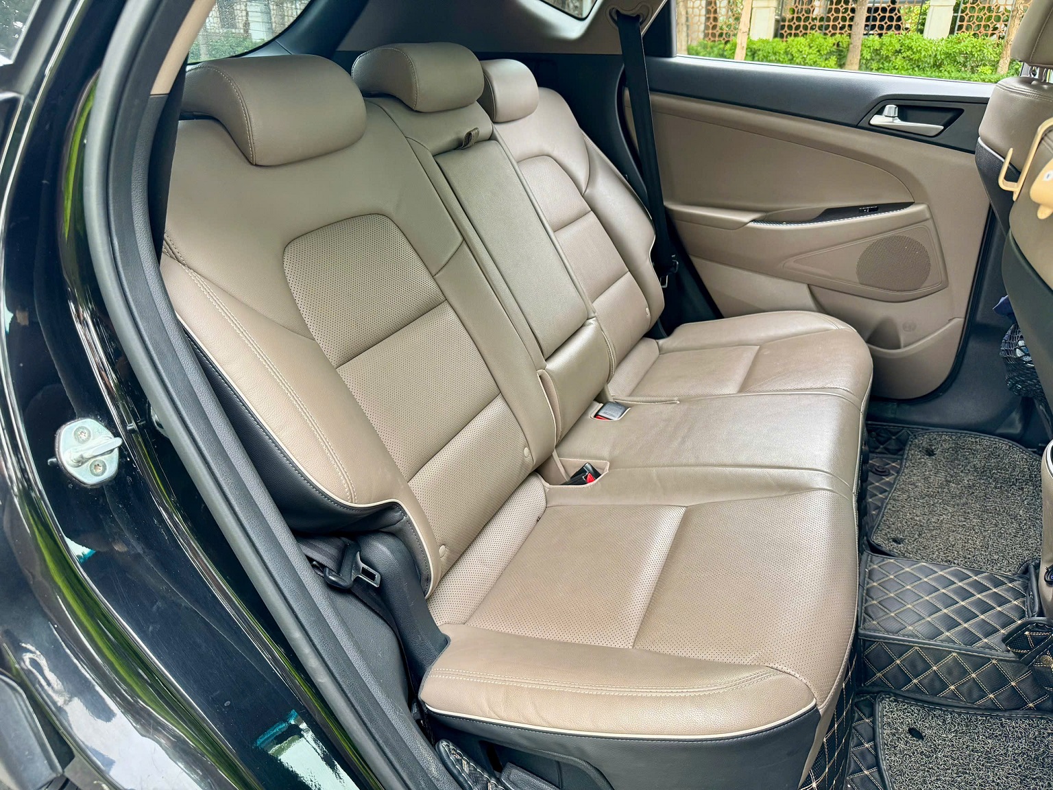 Hyundai Tucson 2.0ATH 2019 form mới màu đen