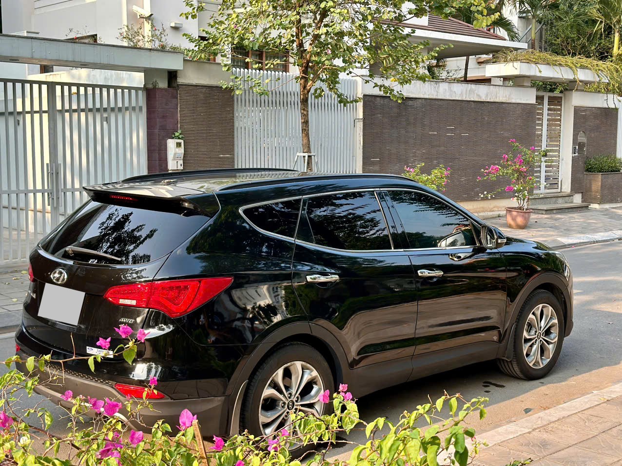 Hyundai Santafe 2.4L 4WD 2015 màu đen
