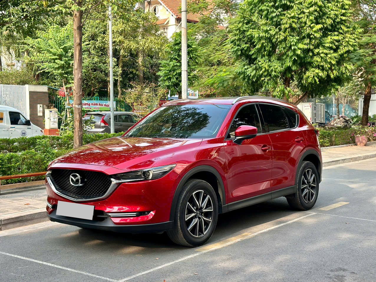 Mazda CX5 2.0 AT 2018 màu đỏ