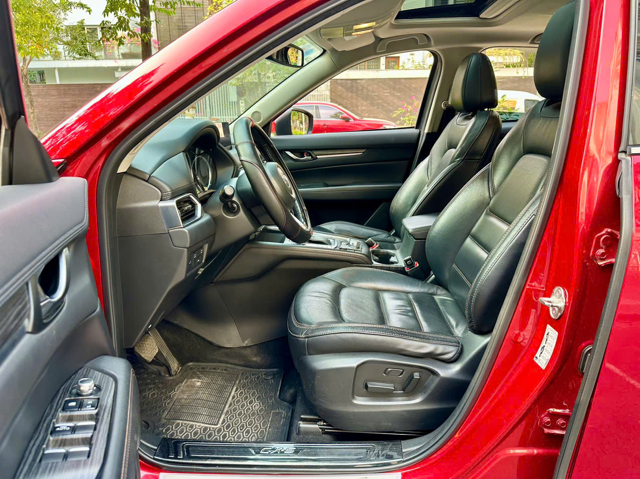 Mazda CX5 2.0 AT 2018 màu đỏ