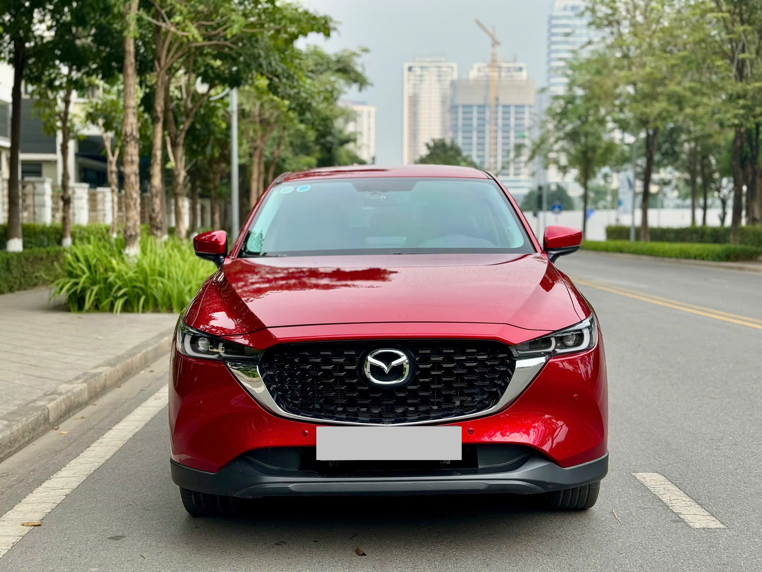 Mazda CX5 Deluxe 2.0 2024 màu đỏ pha lê 