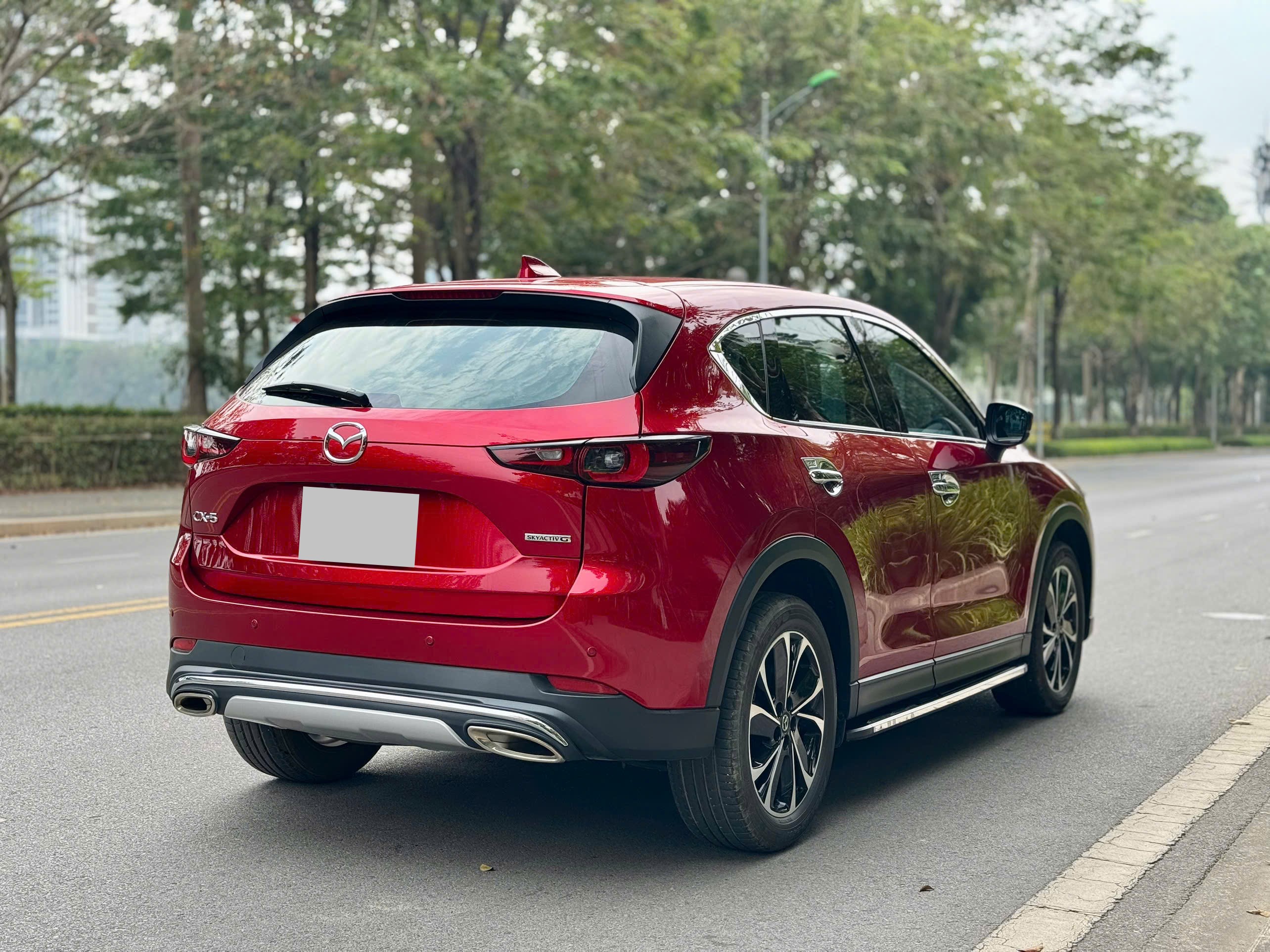 Mazda CX5 Deluxe 2.0 2024 màu đỏ pha lê 