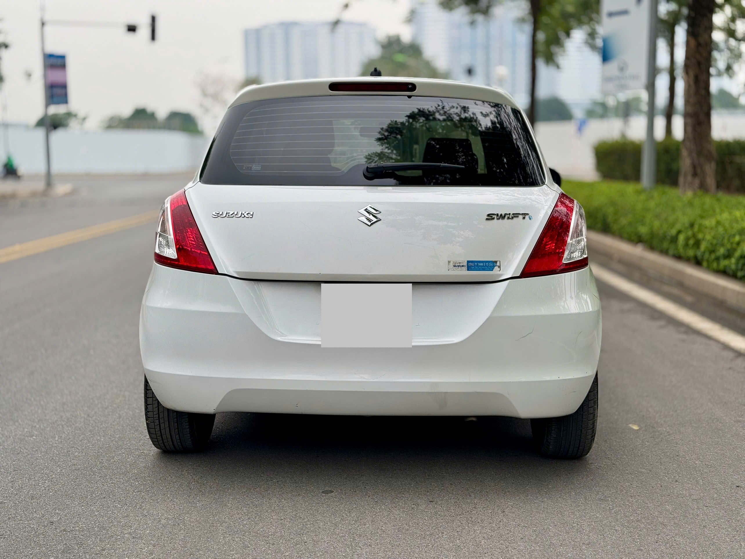 Suzuki Swift 1.4AT 2015 