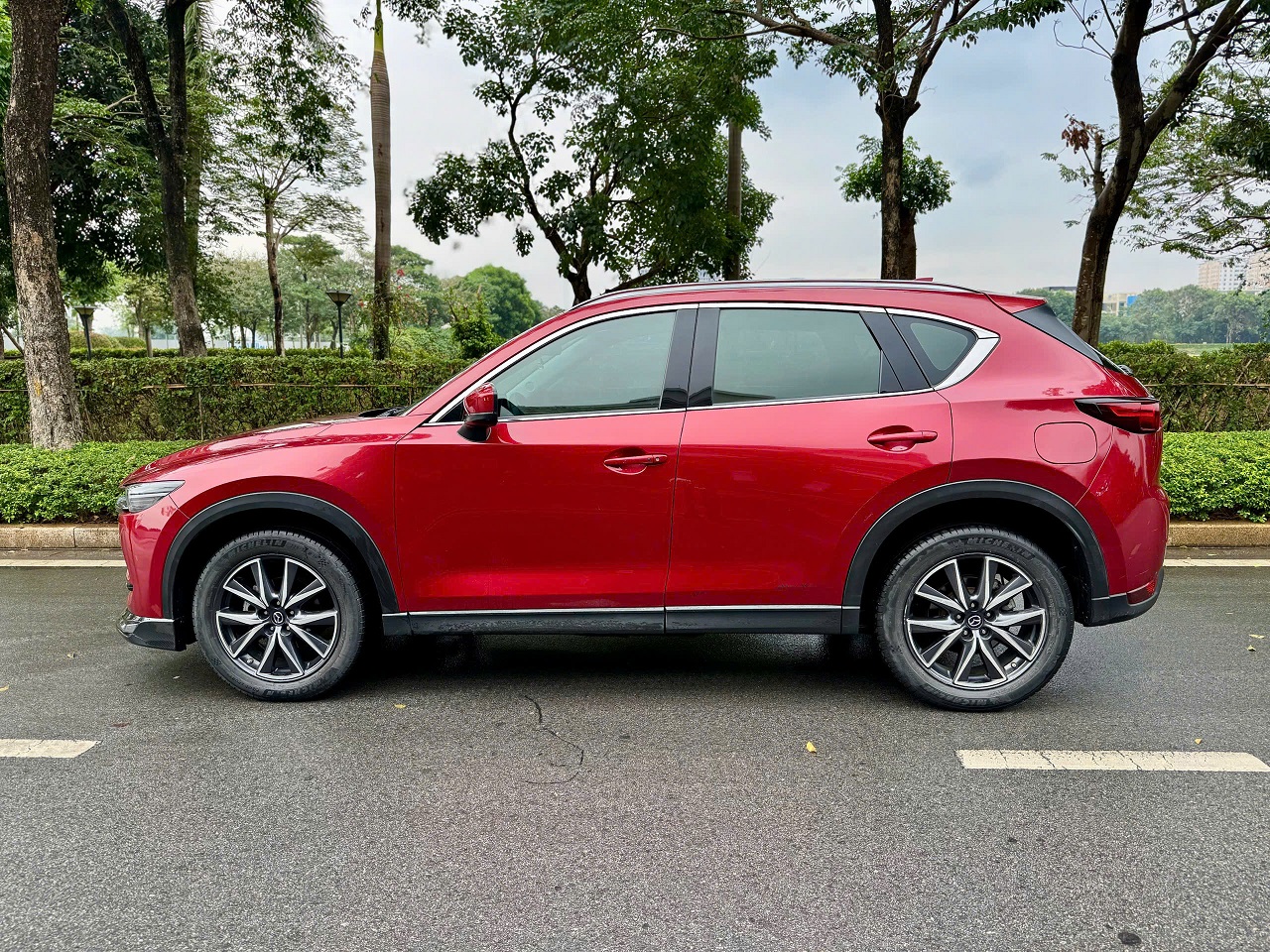 Mazda CX5 2.0 AT 2018 màu đỏ
