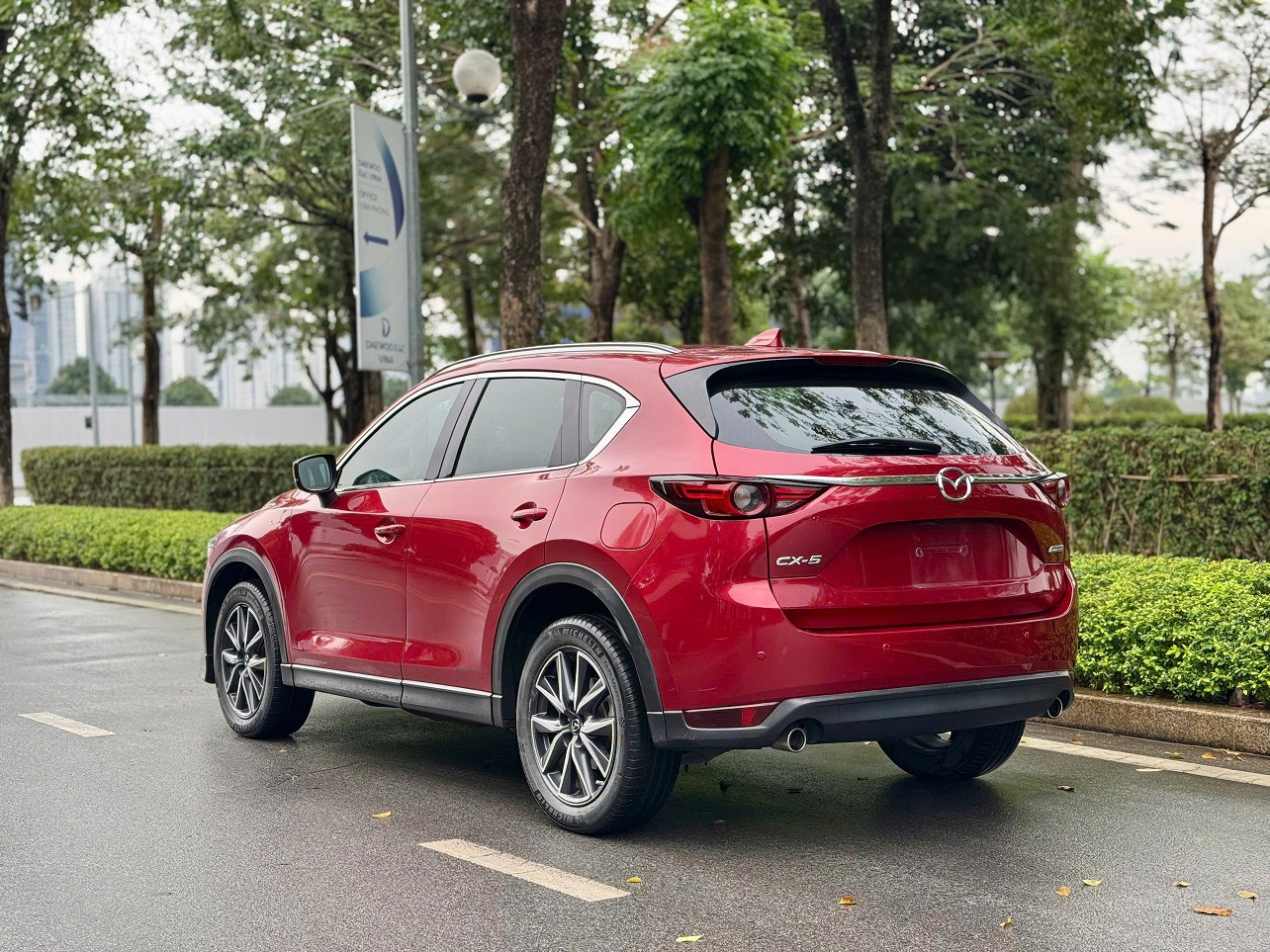 Mazda CX5 2.0 AT 2018 màu đỏ