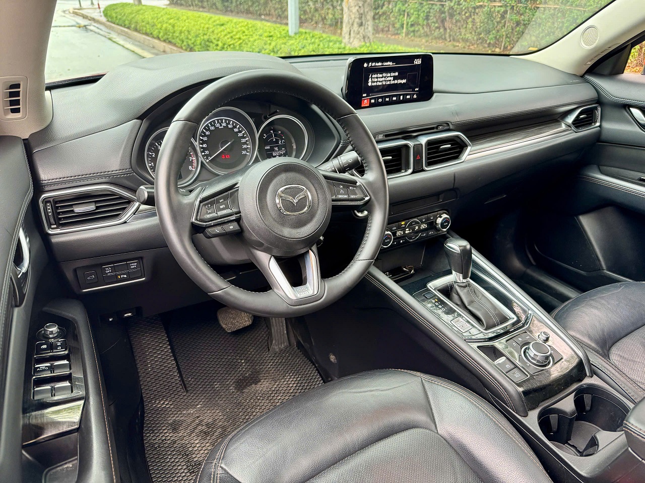 Mazda CX5 2.0 AT 2018 màu đỏ