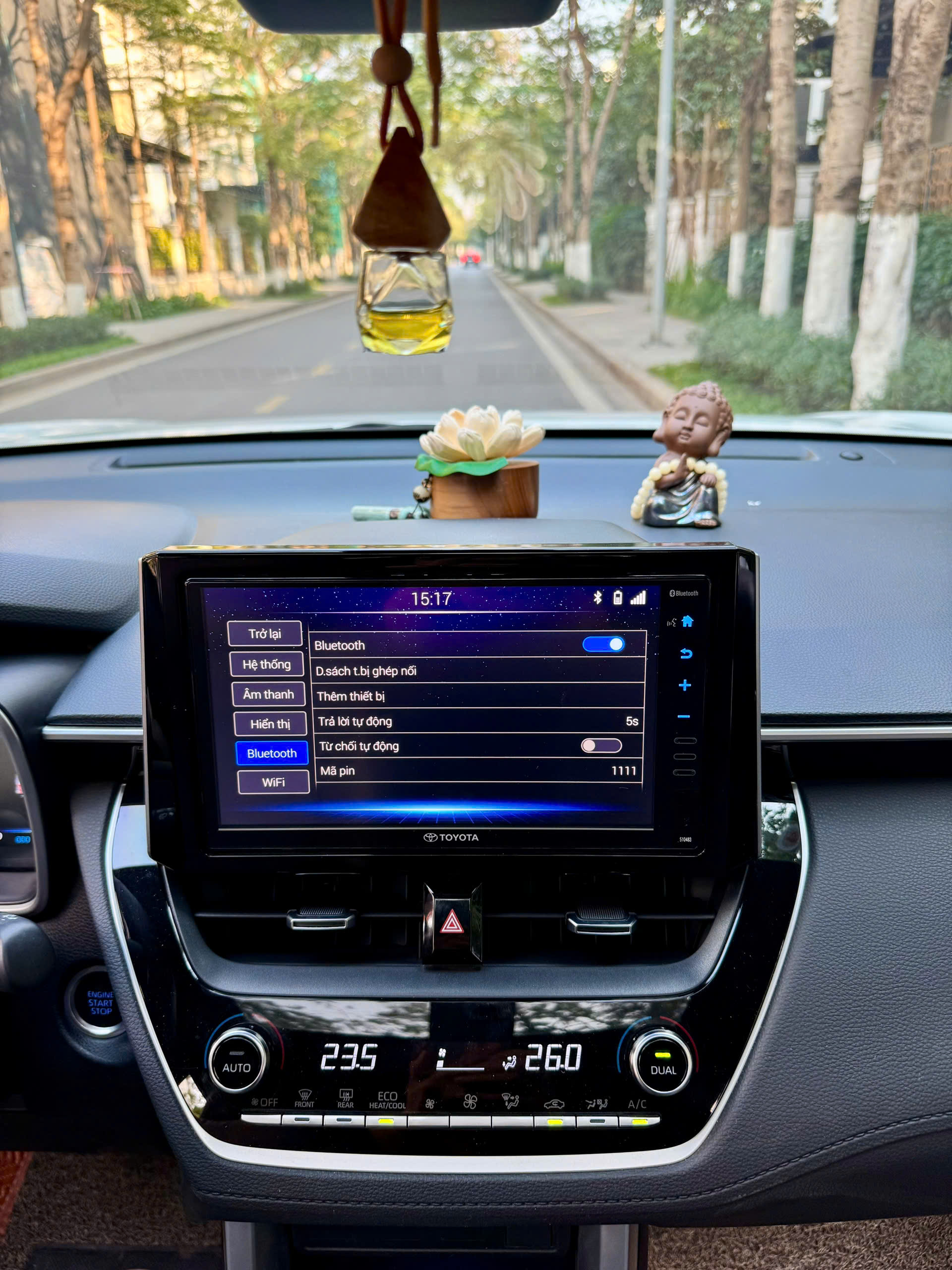 Toyota Corolla Cross 1.8V 2022 màu trắng