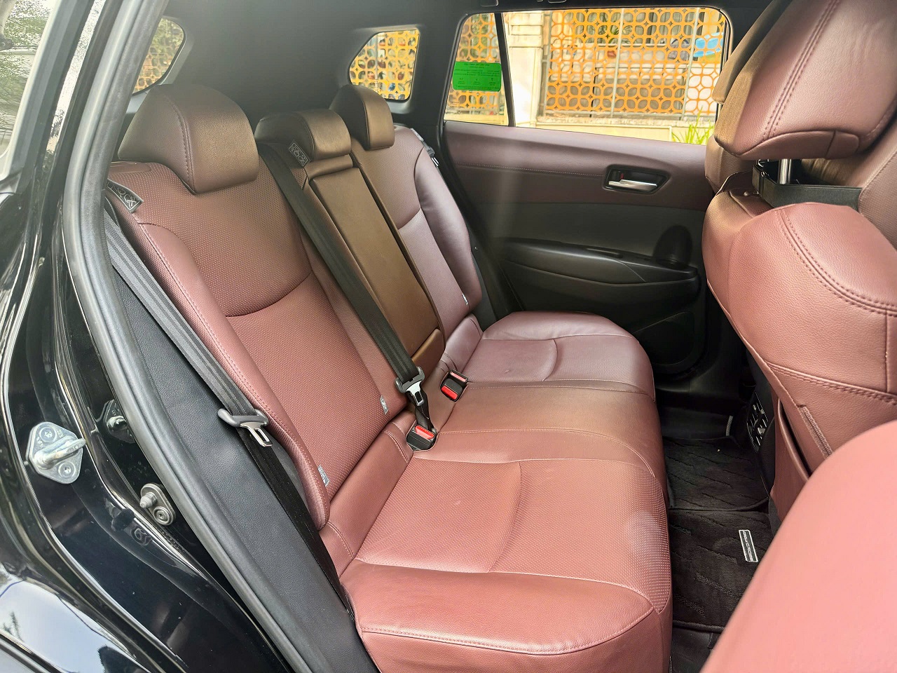 Toyota Corolla Cross 1.8V 2023 màu đen