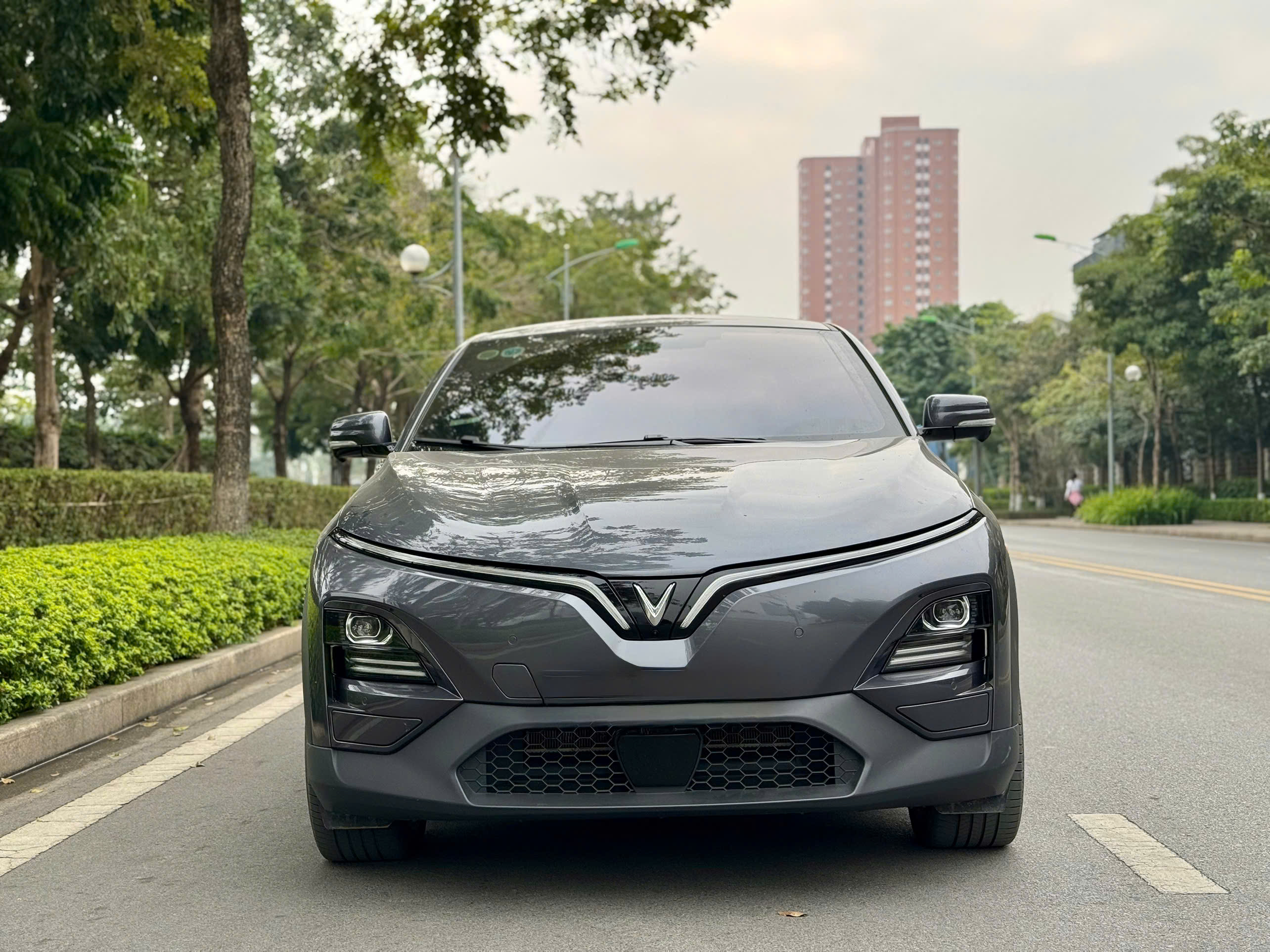 Vinfast VF6 Plus màu Gray 2024 