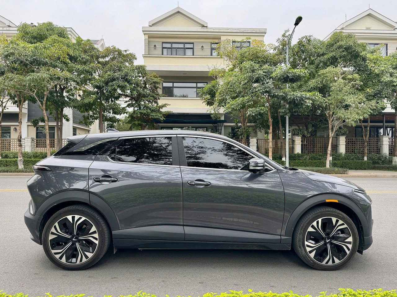 Vinfast VF6 Plus màu Gray 2024 