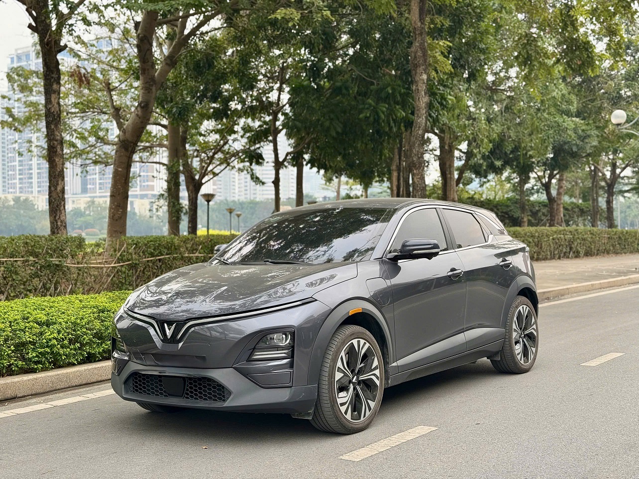Vinfast VF6 Plus màu Gray 2024 
