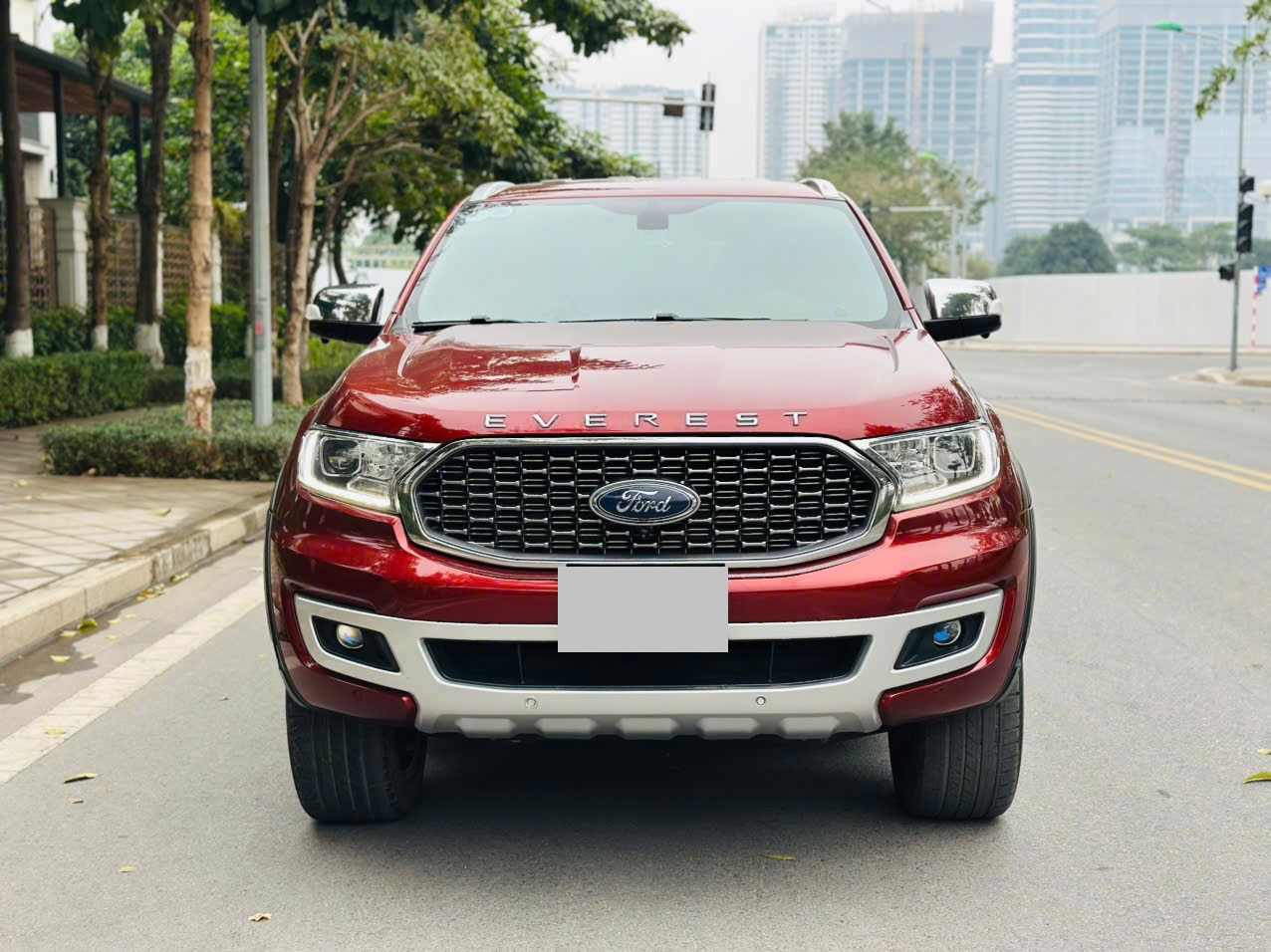 Ford Everest Titanium 2.0L 4x2 AT 2021 màu đỏ