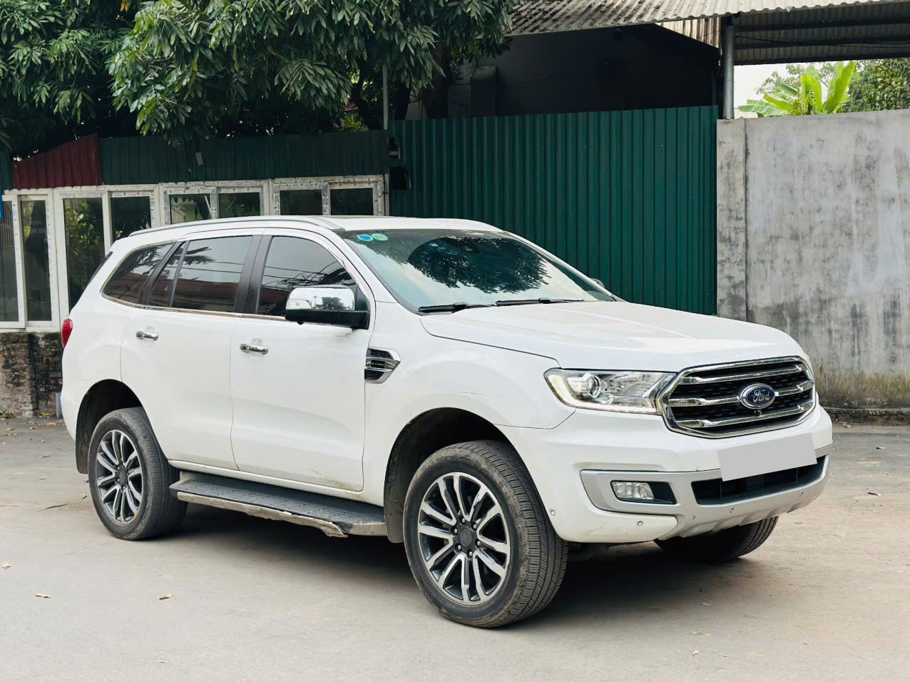 Ford Everest Titanium 2.0L 4x4 AT 2019