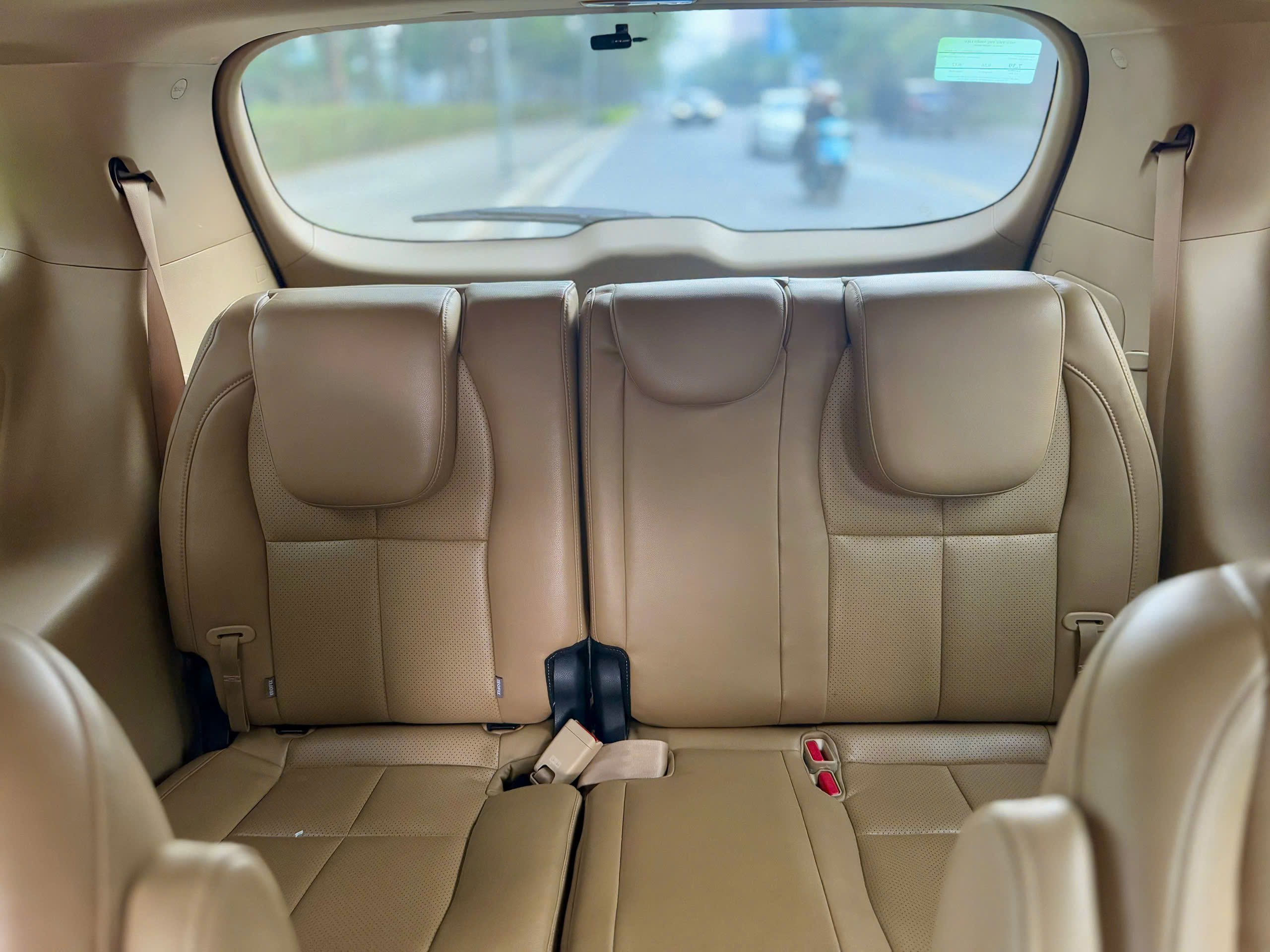 Kia Sedona 2.2 DATH Luxury 2020 màu trắng