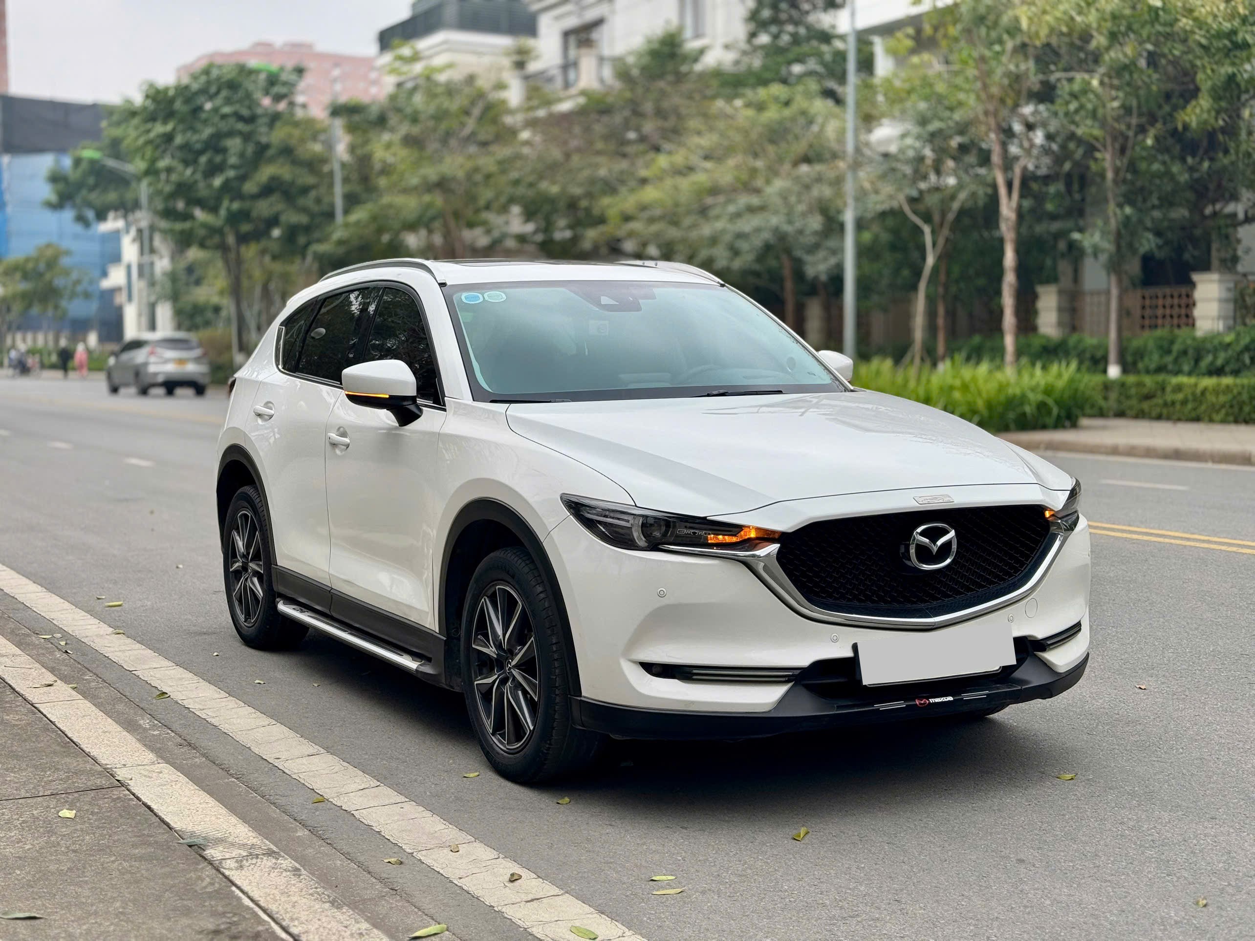 Mazda CX5 2.5 AT FWD 2017 trắng