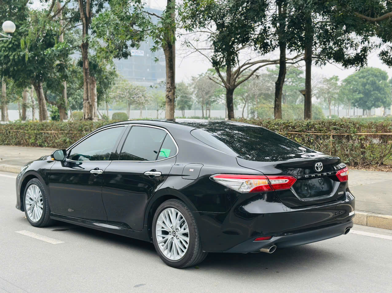 Toyota Camry 2.5Q 2019 đen