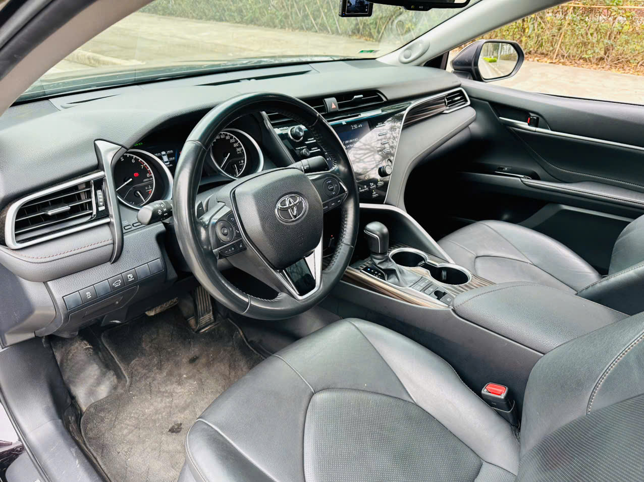 Toyota Camry 2.5Q 2019 đen