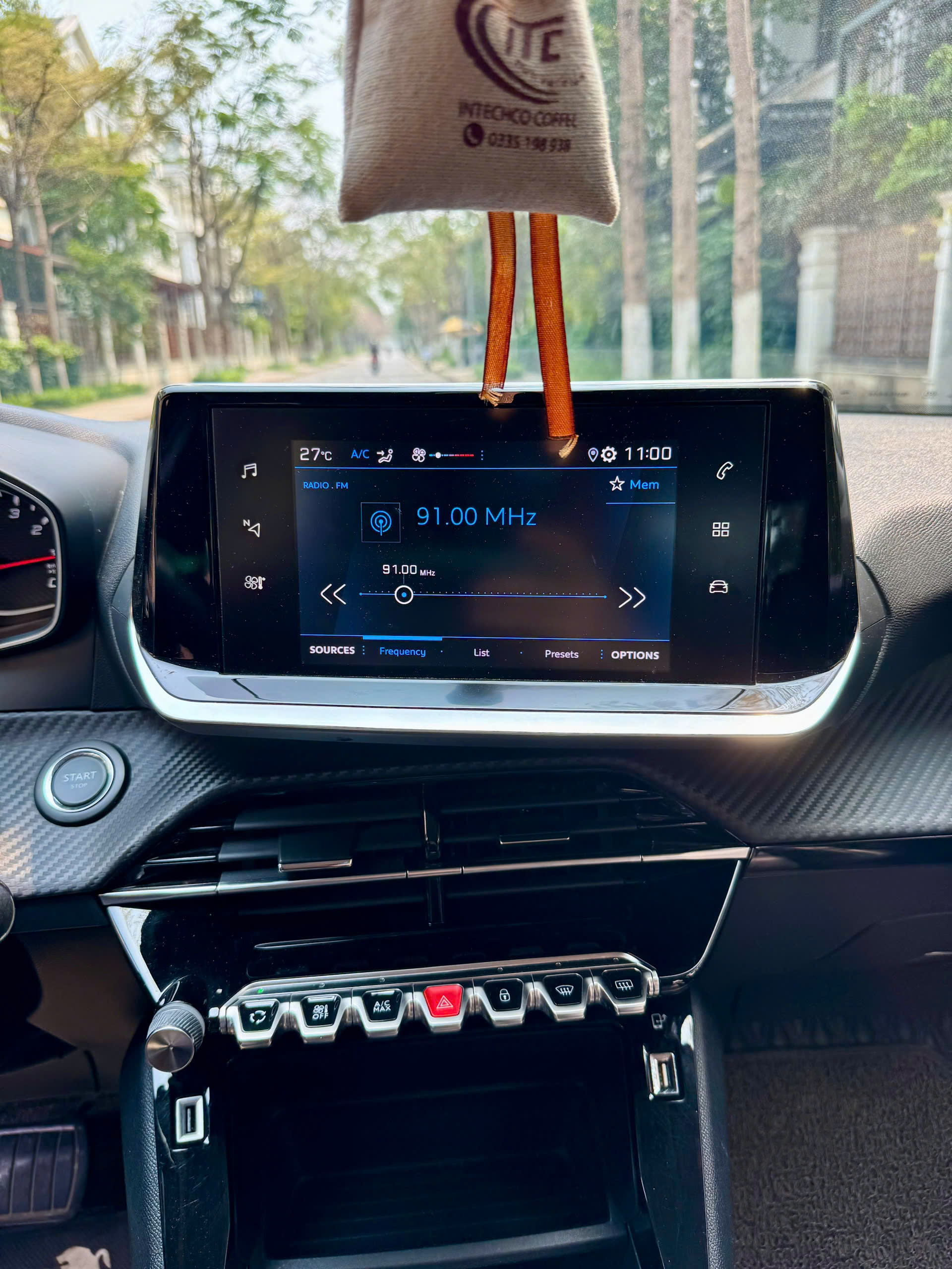 Peugeot 2008 Active 1.2 AT 2021