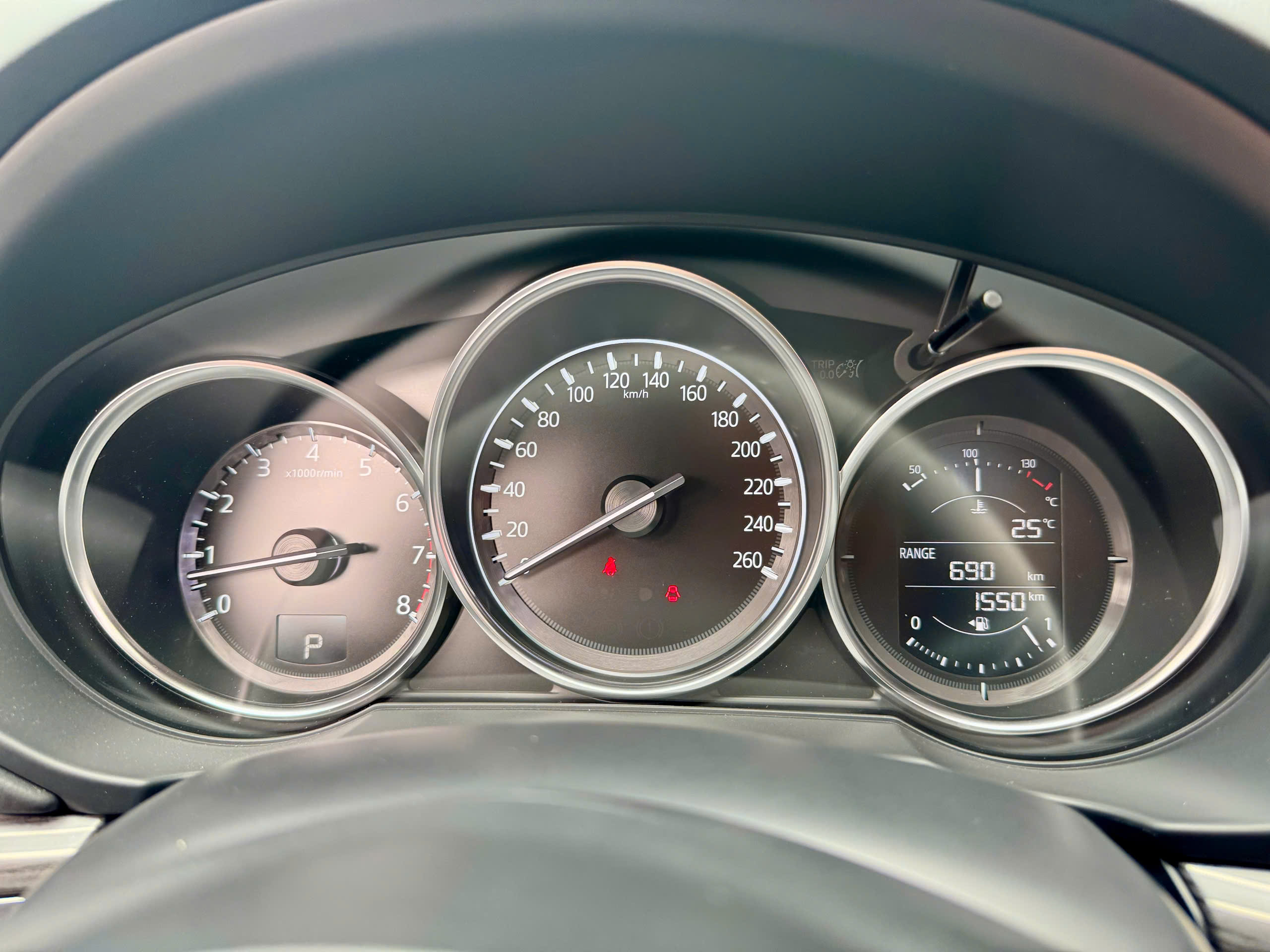 Mazda CX5 Deluxe 2.0 AT 2024 trắng