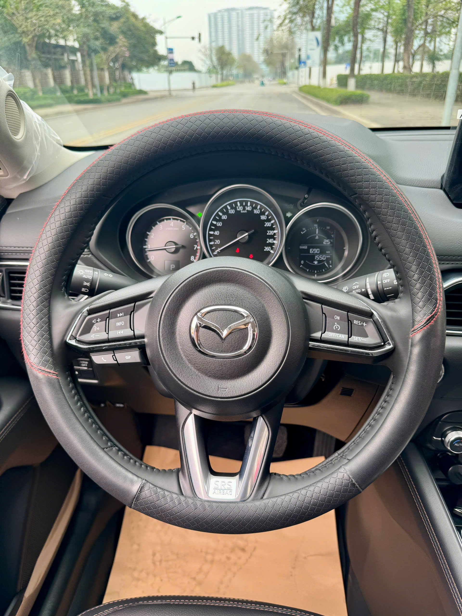 Mazda CX5 Deluxe 2.0 AT 2024 trắng