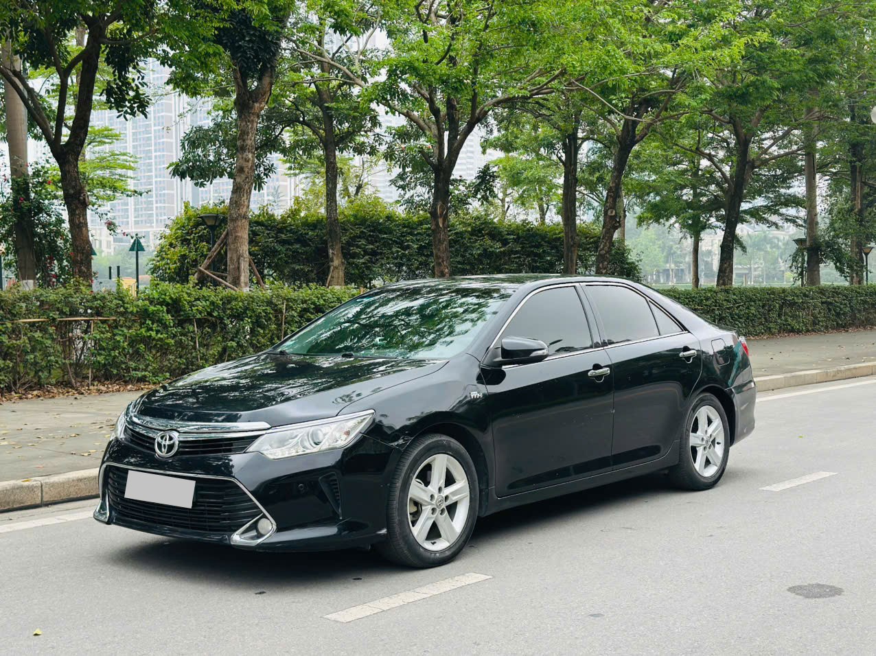 Toyota Camry 2.5Q 2017 đen