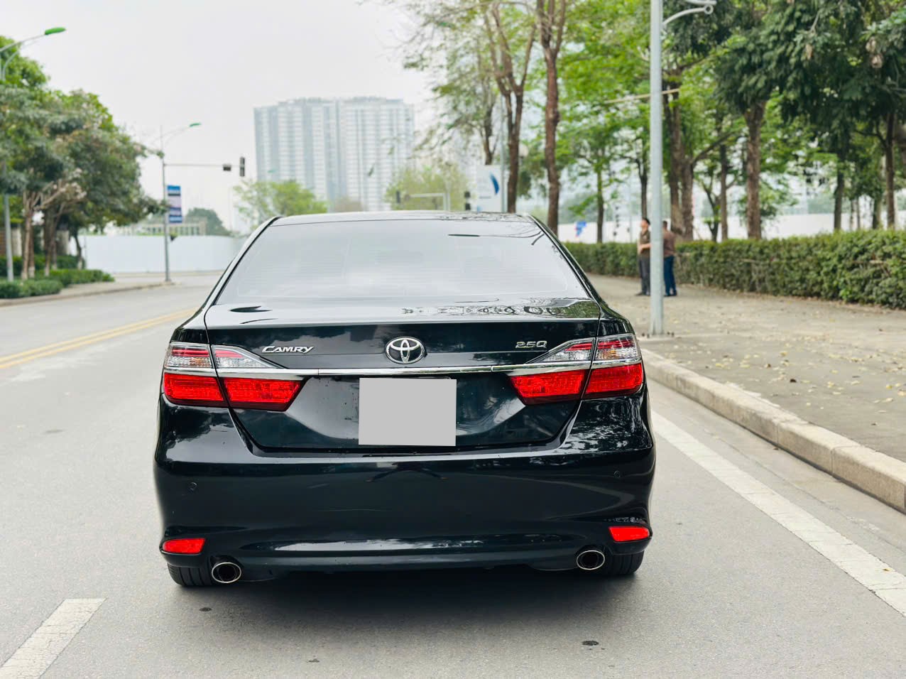 Toyota Camry 2.5Q 2017 đen