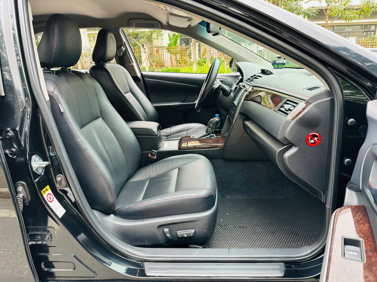 Toyota Camry 2.5Q 2017 đen