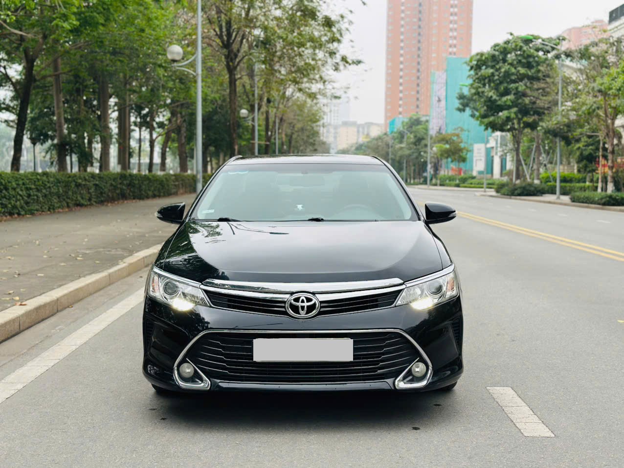 Toyota Camry 2.5Q 2017 đen