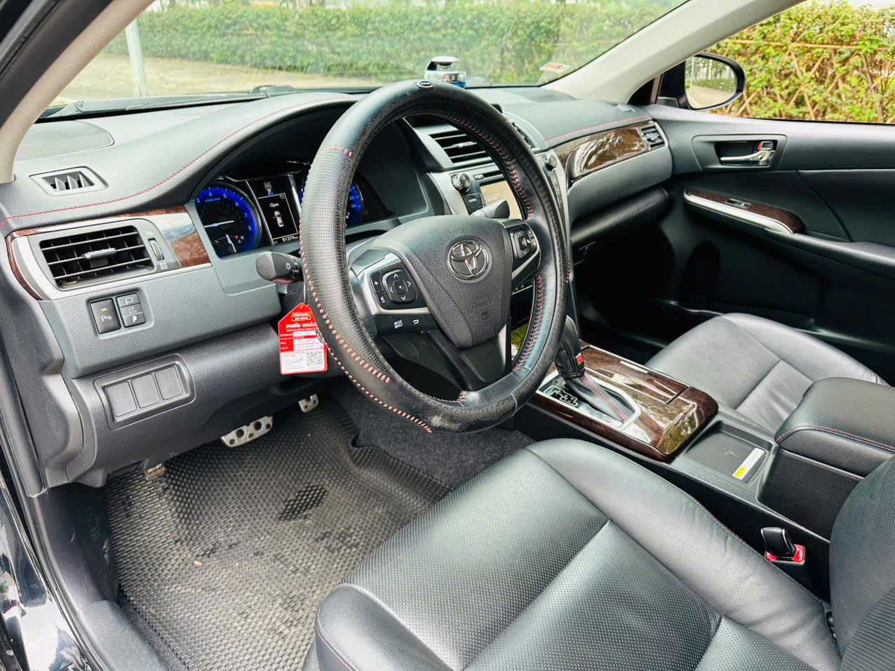 Toyota Camry 2.5Q 2017 đen