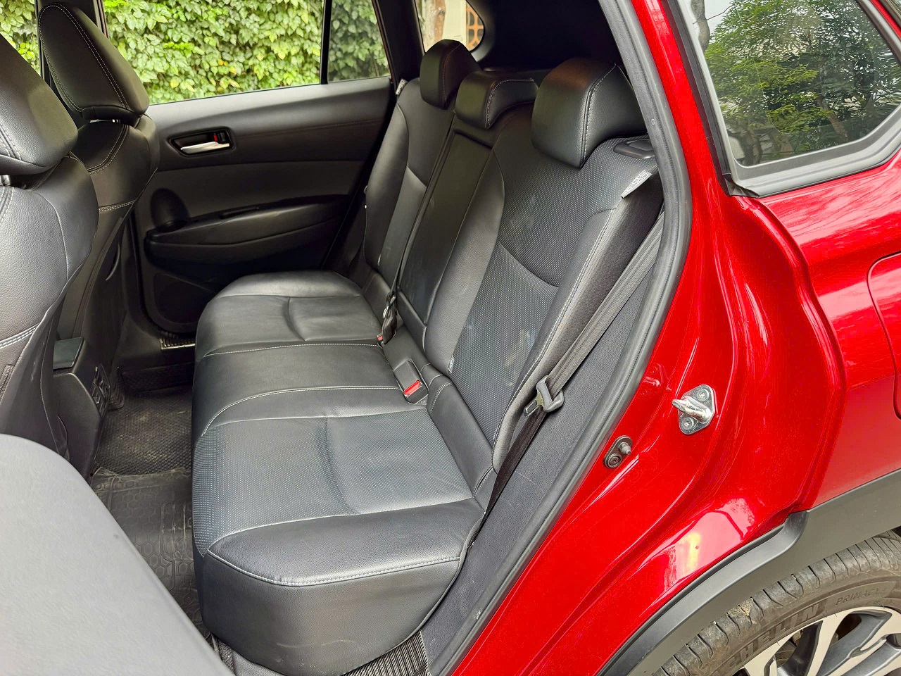 Toyota Corolla Cross 1.8V 2021 màu đỏ