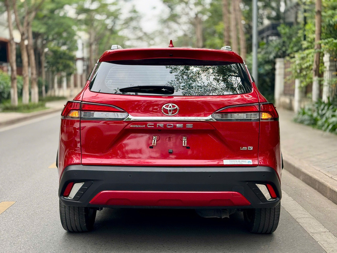 Toyota Corolla Cross 1.8V 2021 màu đỏ