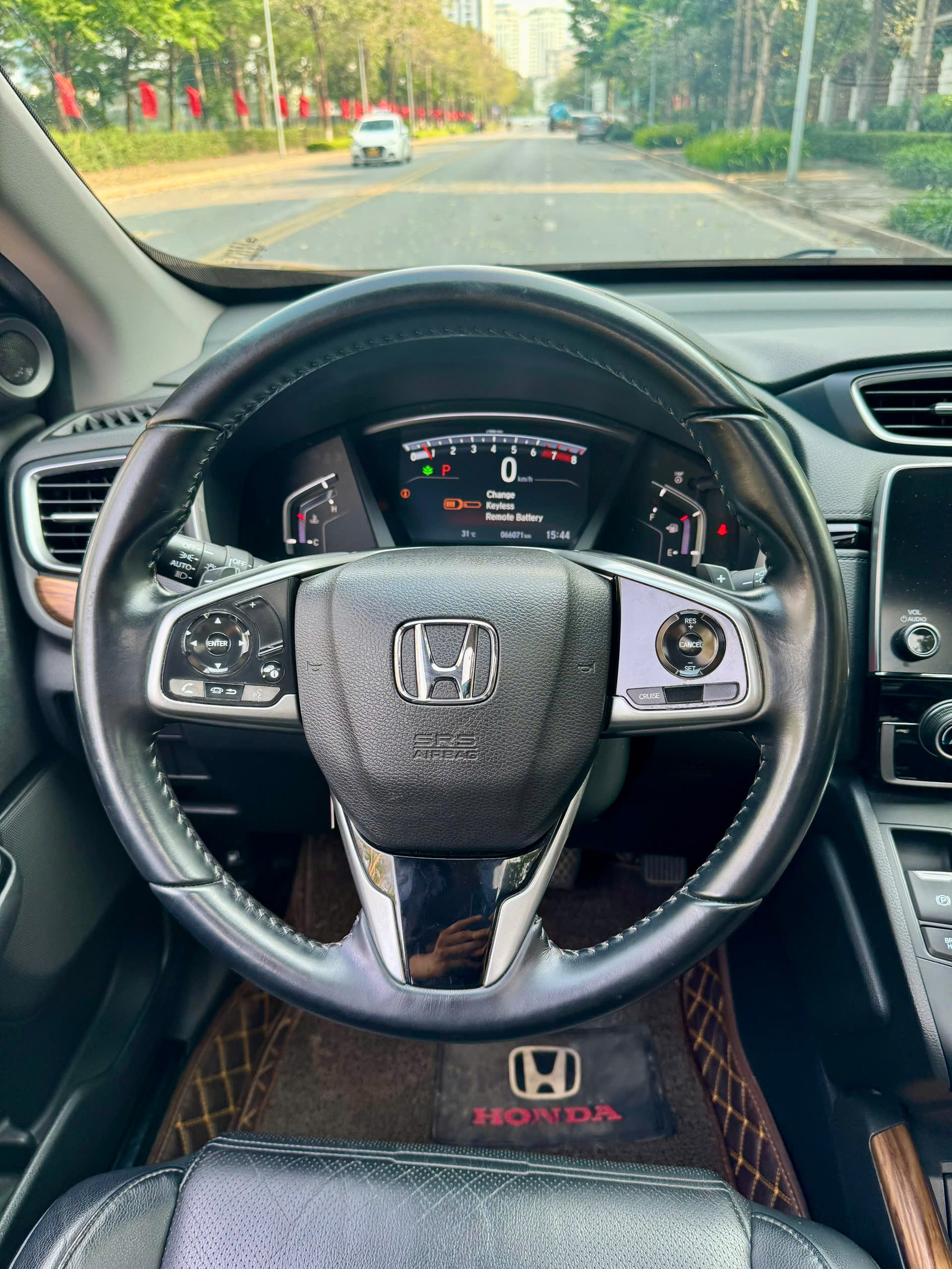 Honda CRV L 1.5 sản xuất 2019 màu đỏ