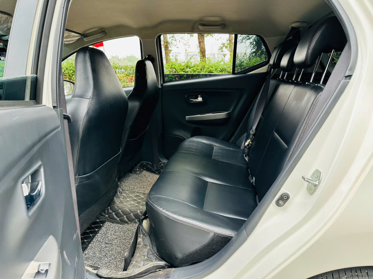 Toyota Wigo 1.2G AT 2021 trắng