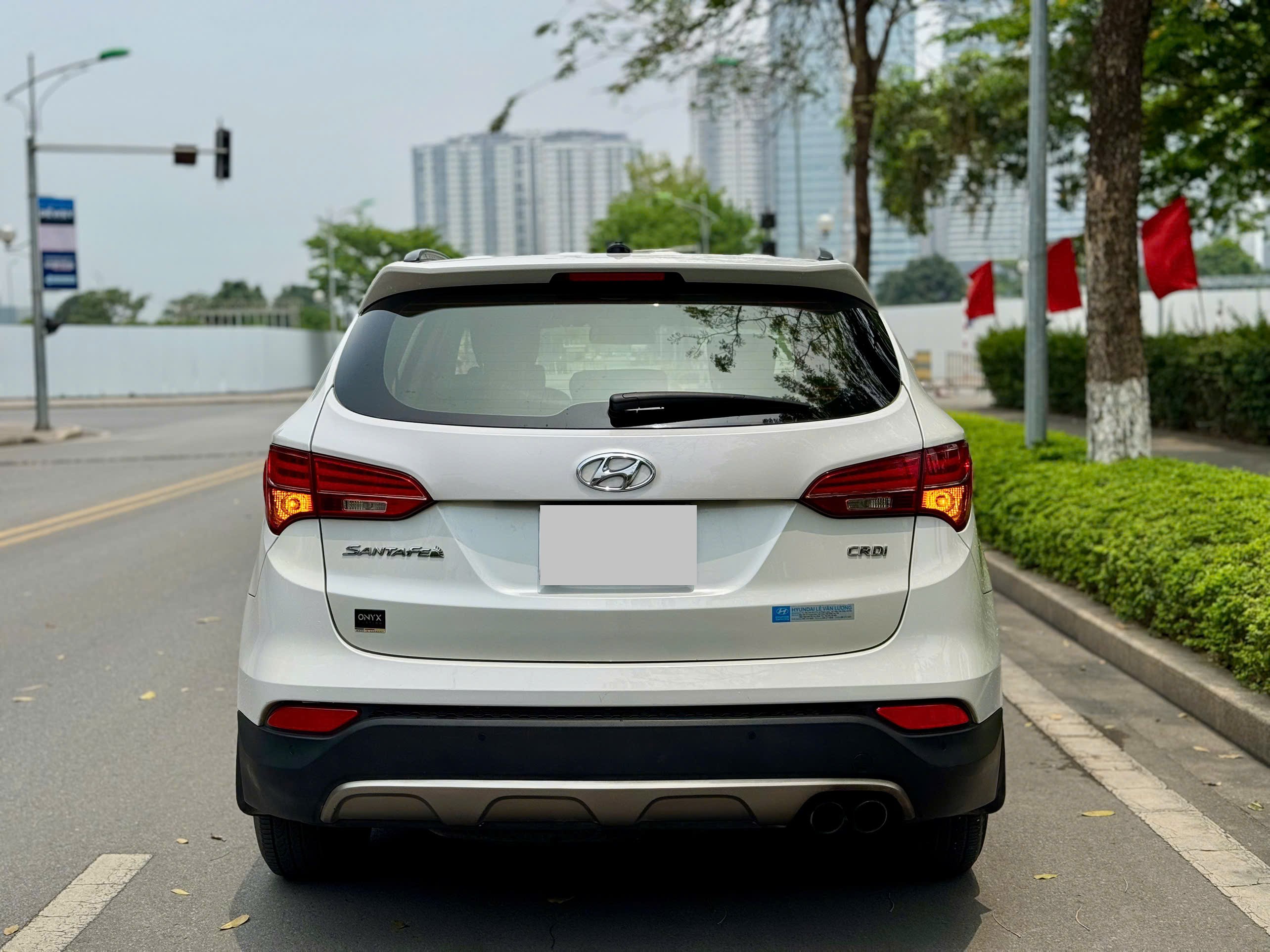 Hyundai Santafe 2.2L 2WD 2014 trắng