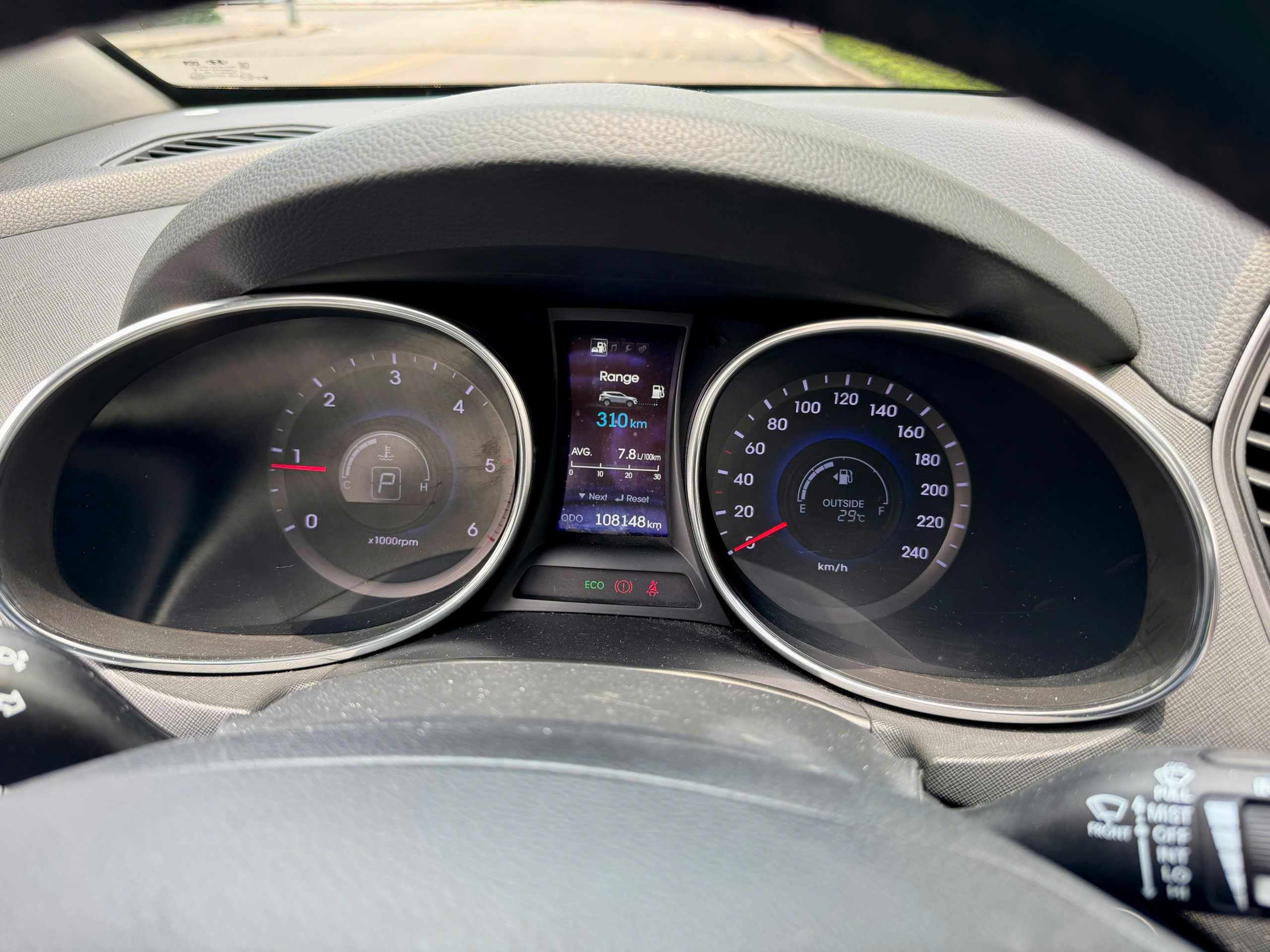 Hyundai Santafe 2.2L 2WD 2014 trắng