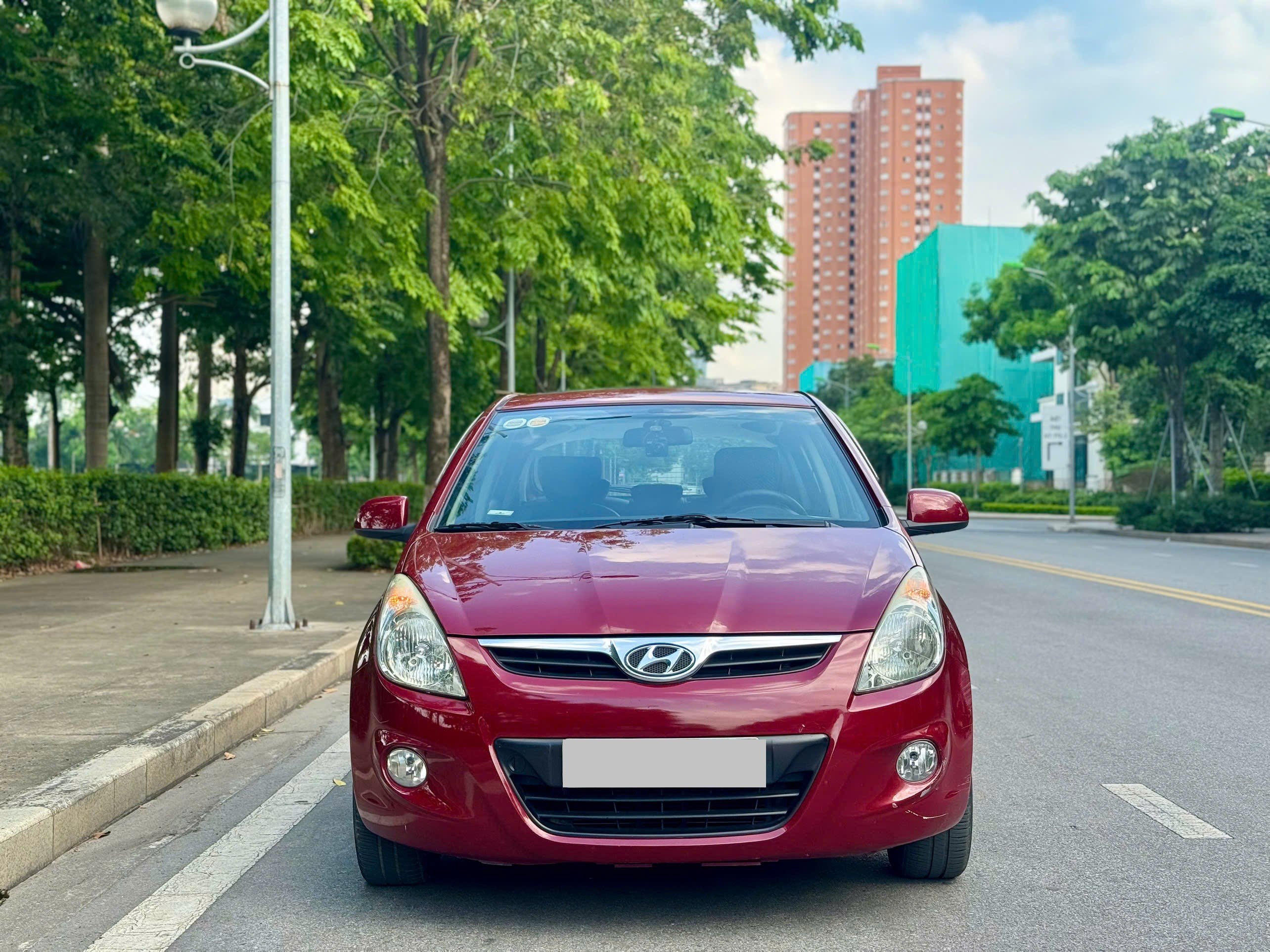 Hyundai I20 1.4AT sản xuất 2010 màu đỏ