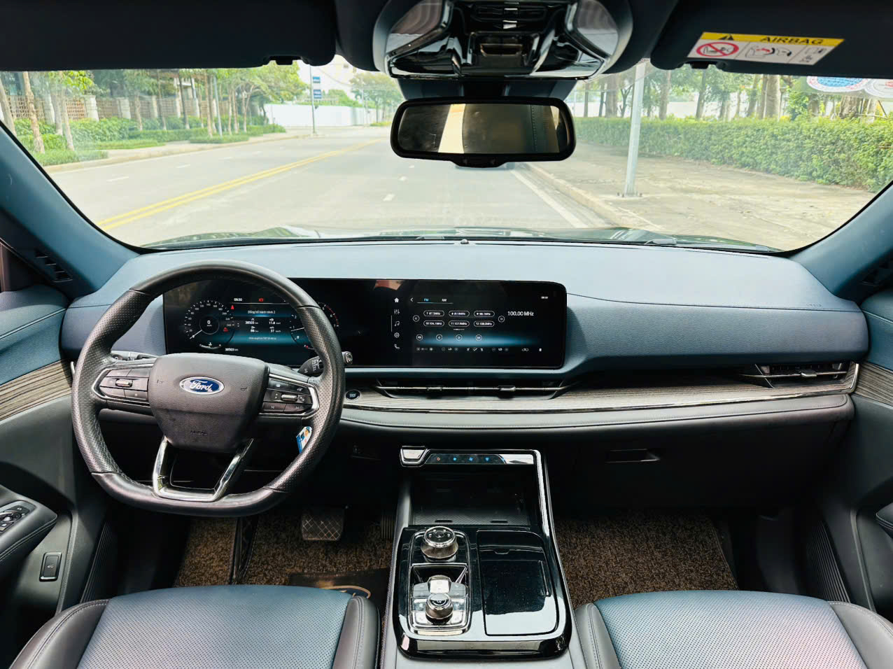 Ford Territory Titanium X 1.5 AT 2023 màu đen