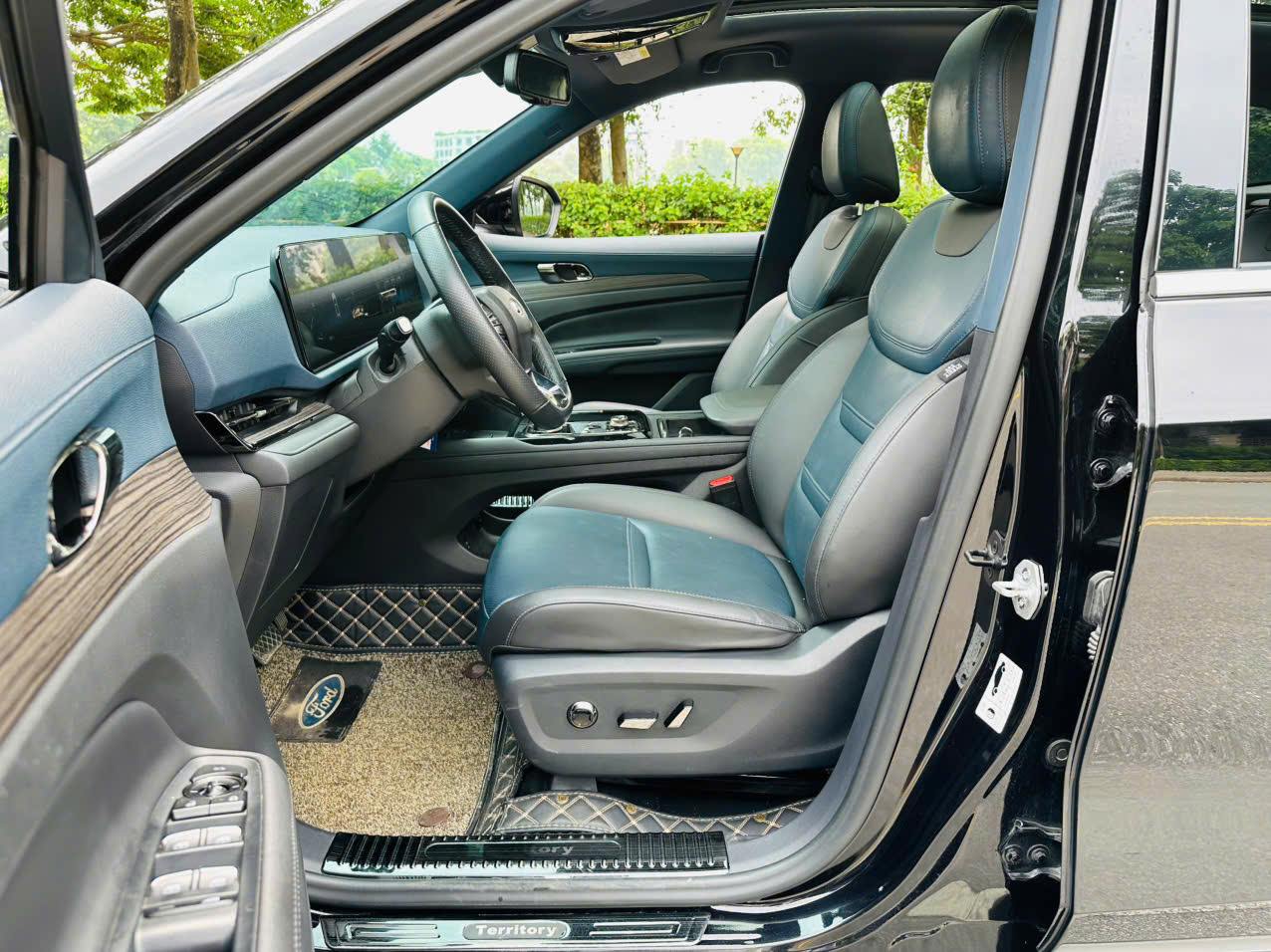 Ford Territory Titanium X 1.5 AT 2023 màu đen