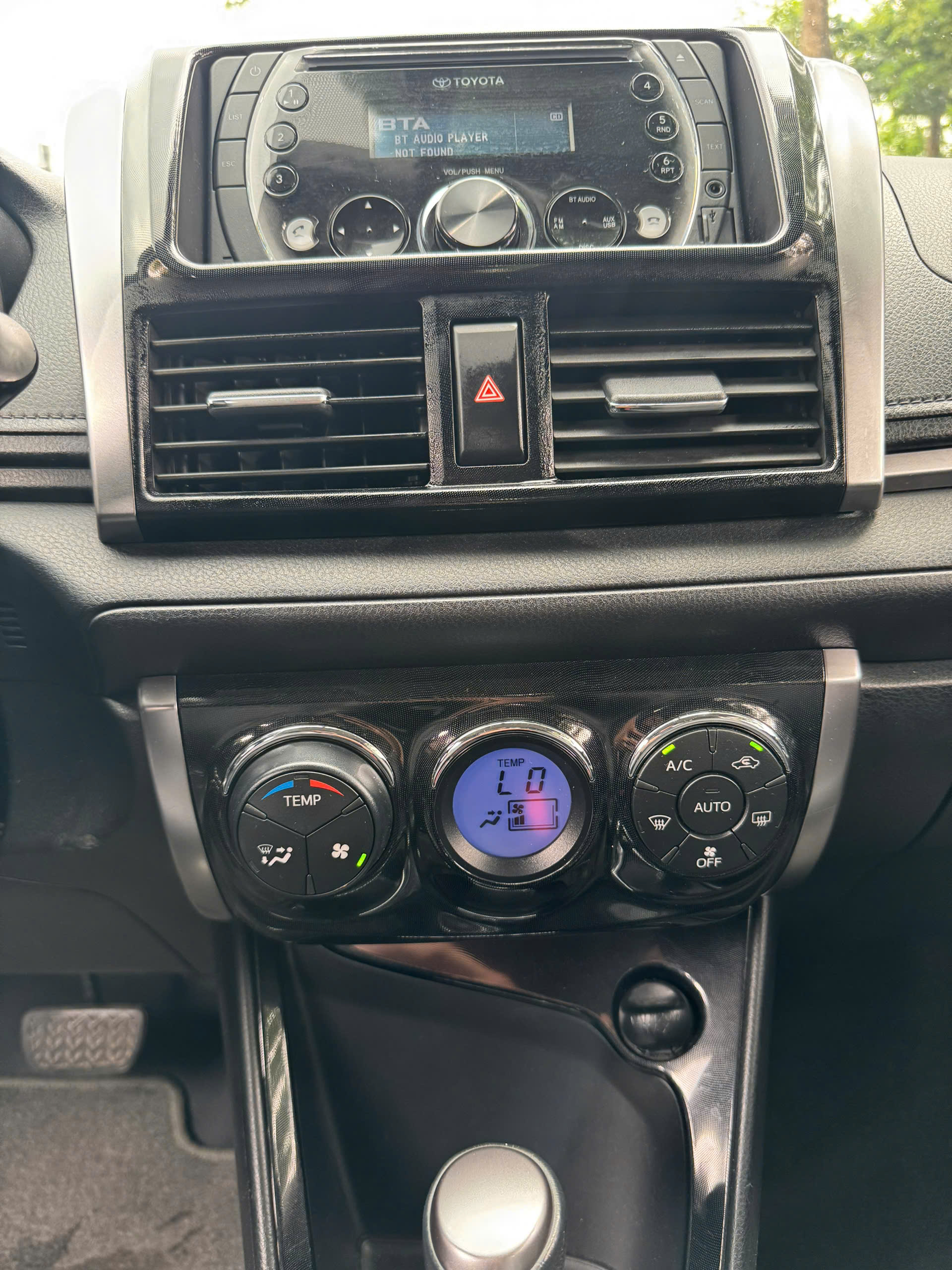 Toyota Vios G 1.5AT 2016 đen