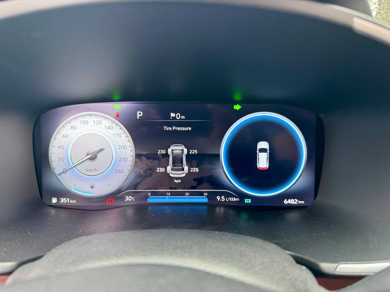 Hyundai Santafe full xăng cao cấp 2.5L 2024 màu trắng