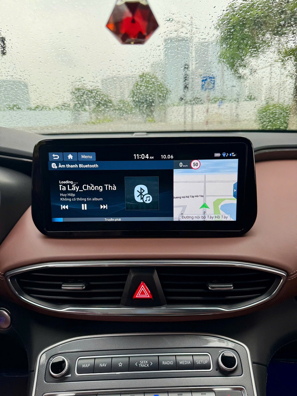 Hyundai Santafe full xăng cao cấp 2.5L 2024 màu trắng