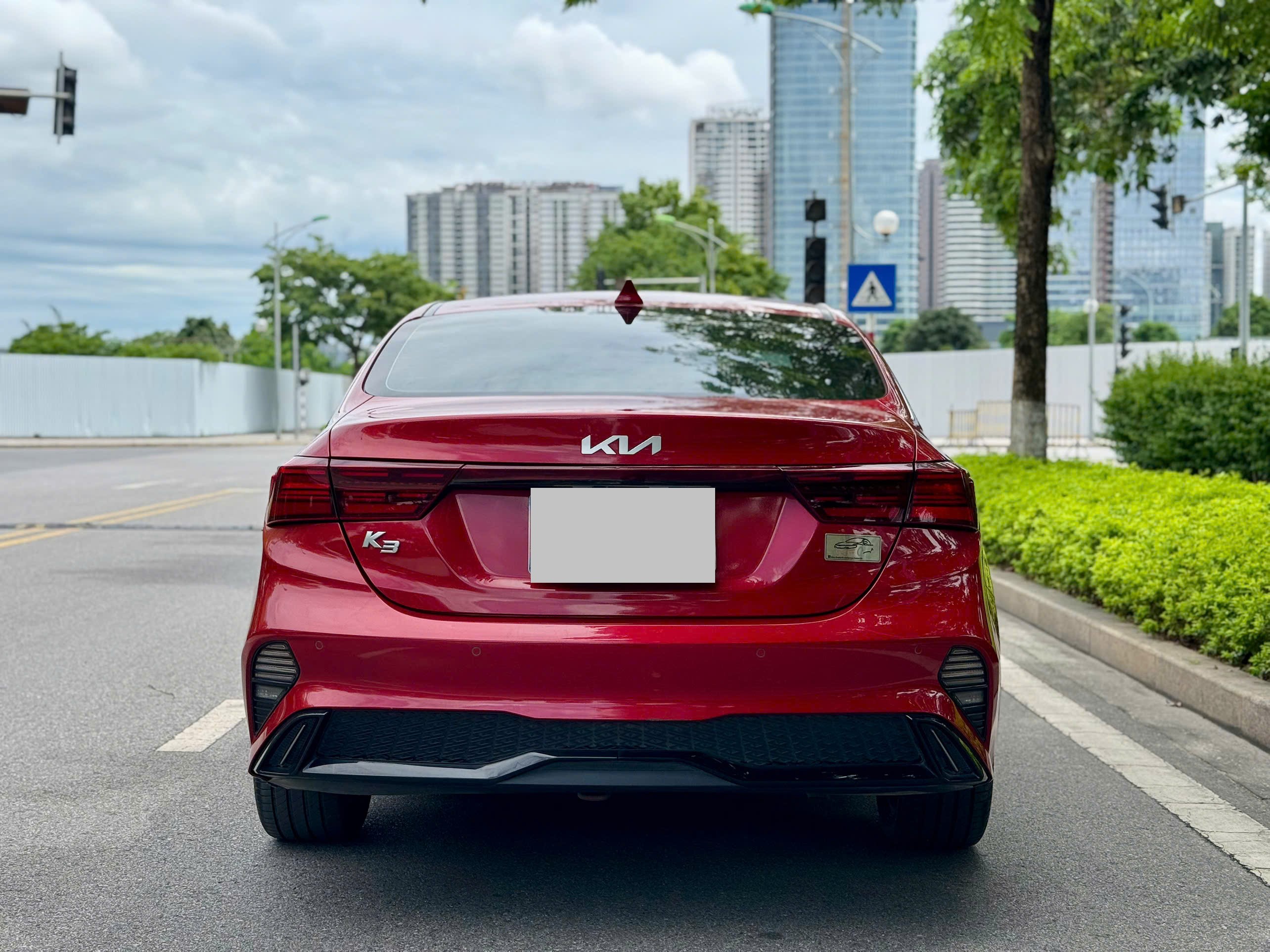 KIA K3 LUXURY 1.6AT 2022 màu đỏ